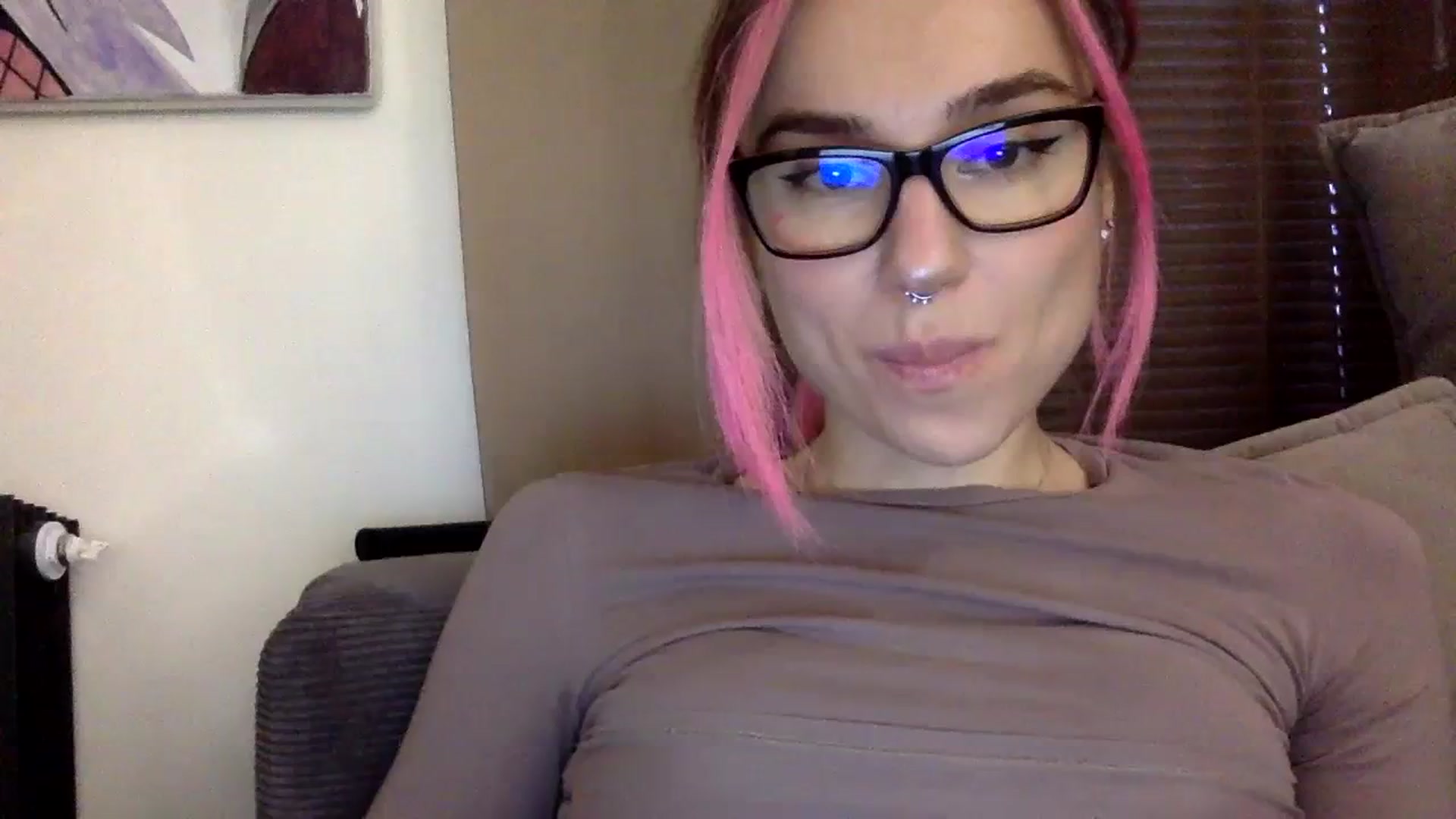 Gallery image thumbnail from EgoisticKitty's myfreecams stream on, 12/16/2023, 13:03 image 2 of 20