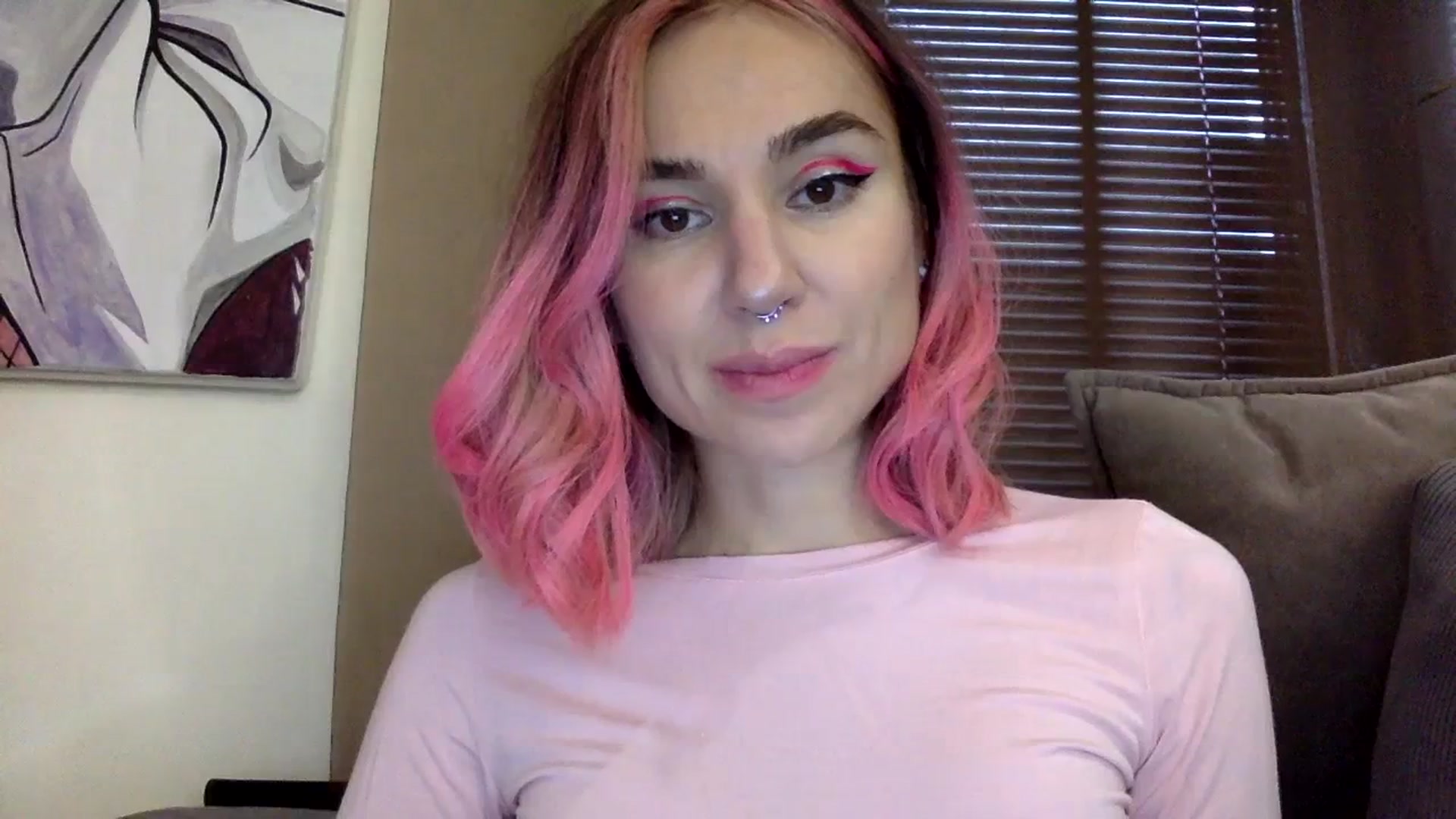 Gallery image thumbnail from EgoisticKitty's myfreecams stream on, 12/17/2023, 08:44 image 10 of 20
