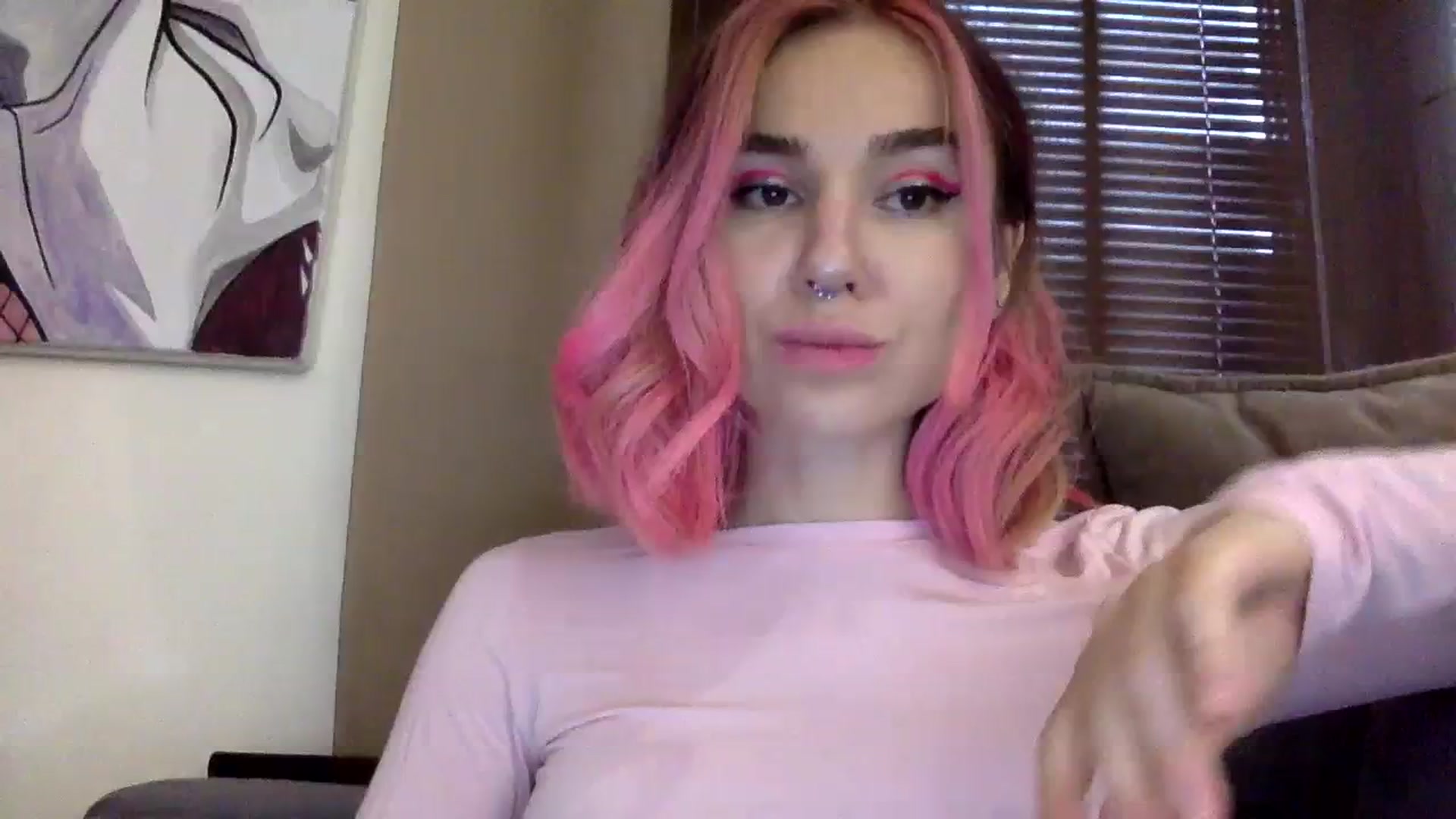 Gallery image thumbnail from EgoisticKitty's myfreecams stream on, 12/17/2023, 08:44 image 18 of 20
