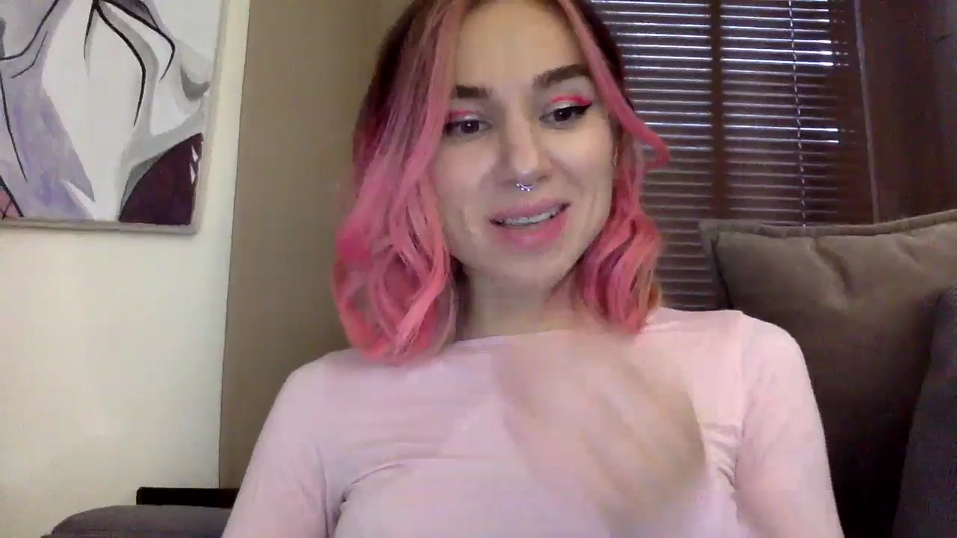 Gallery image thumbnail from EgoisticKitty's myfreecams stream on, 12/17/2023, 08:44 image 13 of 20