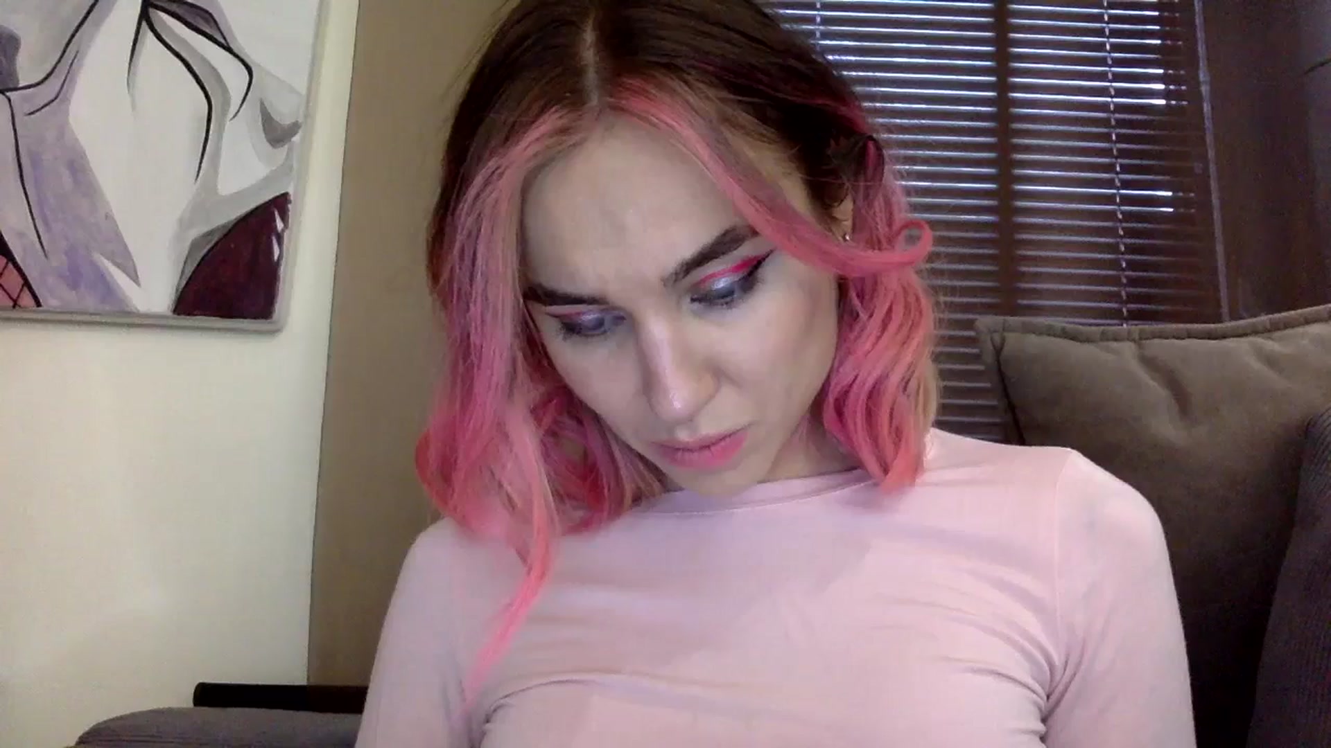 Gallery image thumbnail from EgoisticKitty's myfreecams stream on, 12/17/2023, 08:44 image 15 of 20