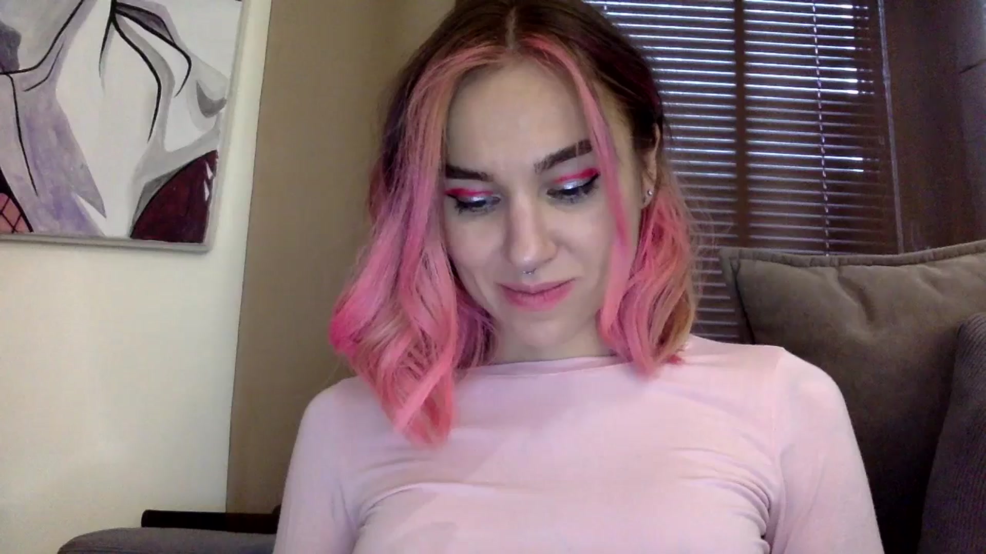 Gallery image thumbnail from EgoisticKitty's myfreecams stream on, 12/17/2023, 08:44 image 19 of 20