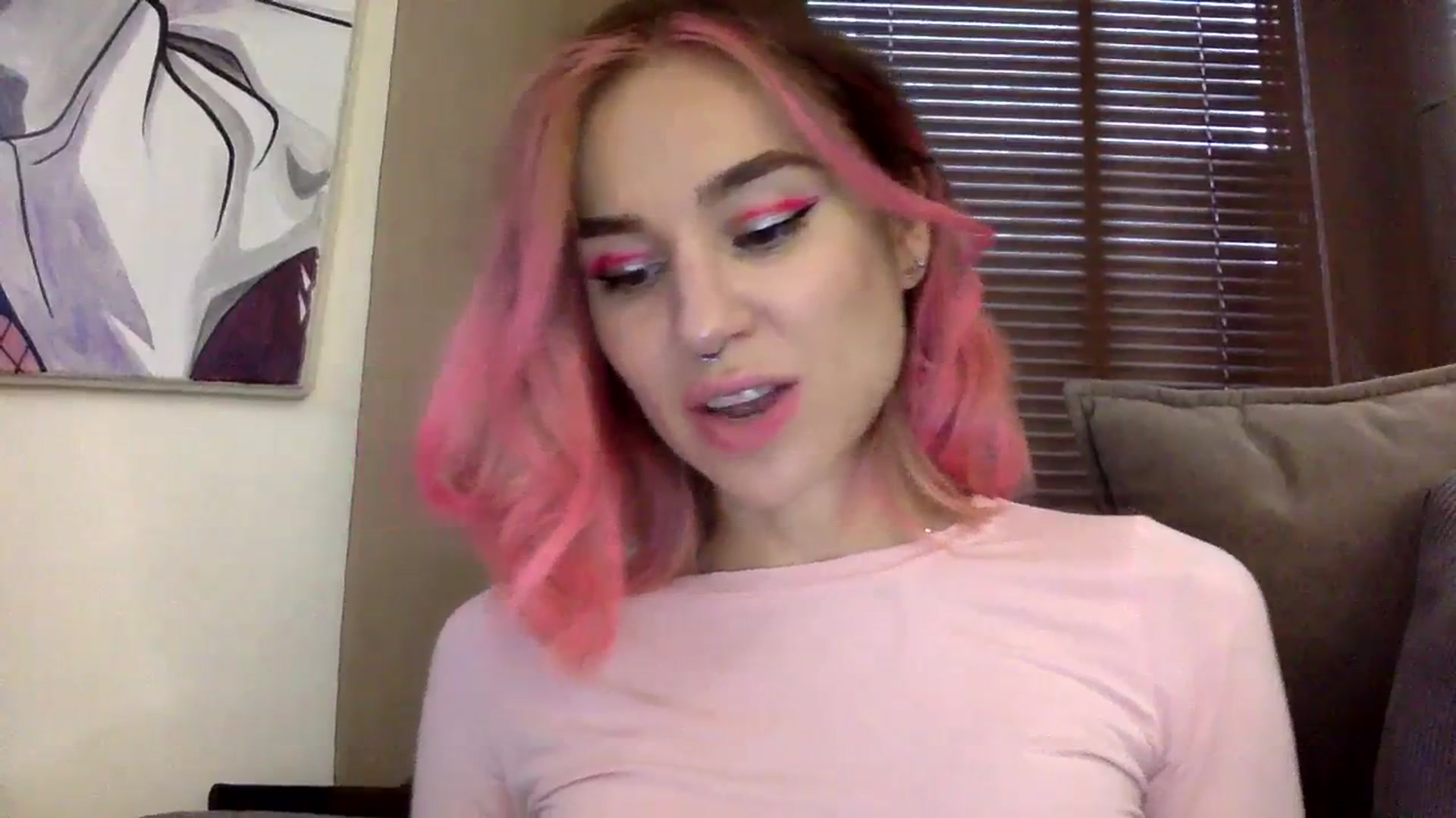 Gallery image thumbnail from EgoisticKitty's myfreecams stream on, 12/17/2023, 08:44 image 12 of 20