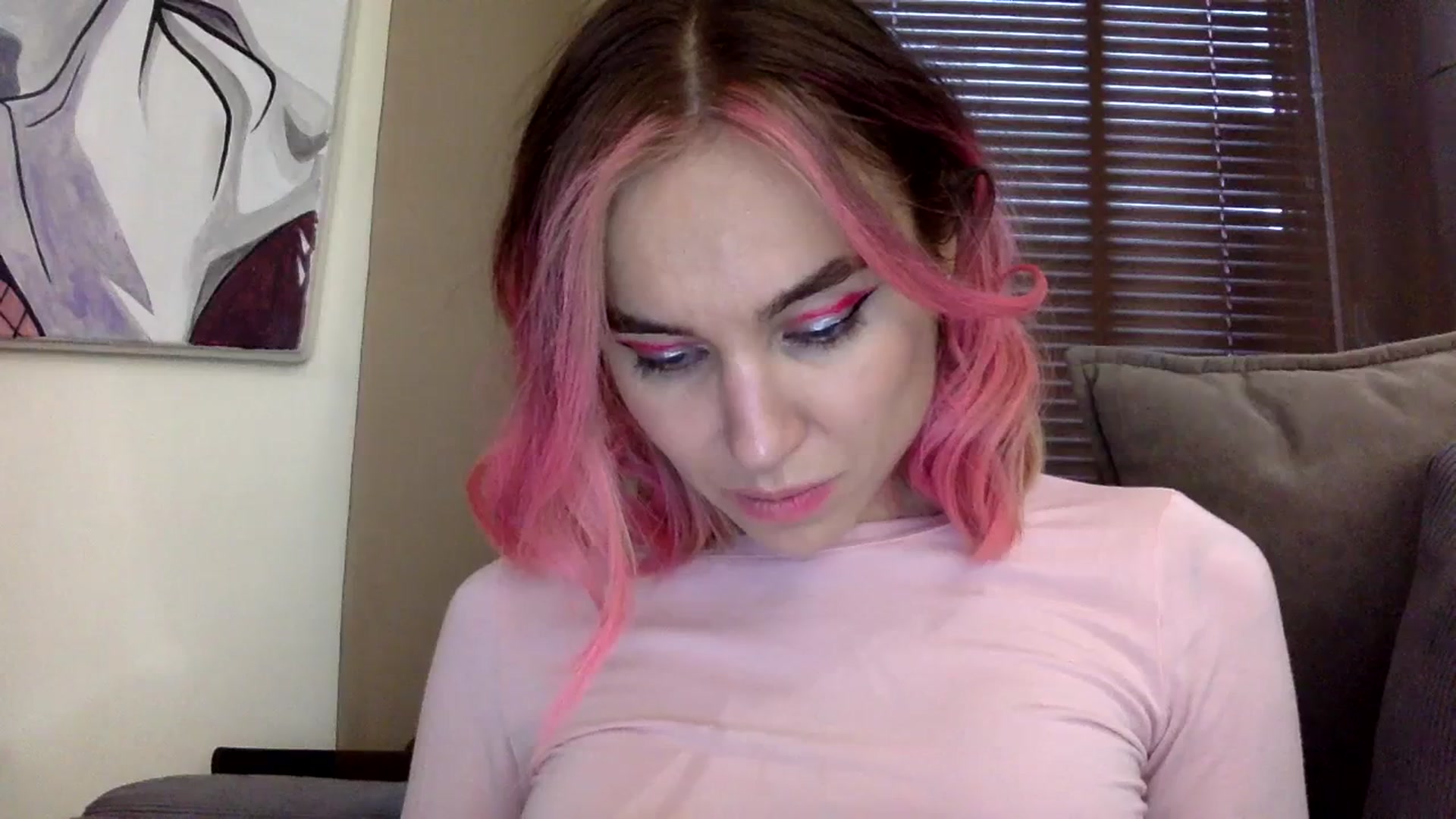 Gallery image thumbnail from EgoisticKitty's myfreecams stream on, 12/17/2023, 08:44 image 14 of 20