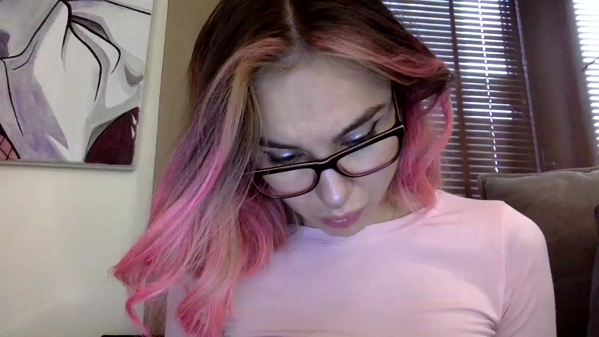 Gallery image thumbnail from EgoisticKitty's myfreecams stream on, 12/18/2023, 08:29 image 19 of 20