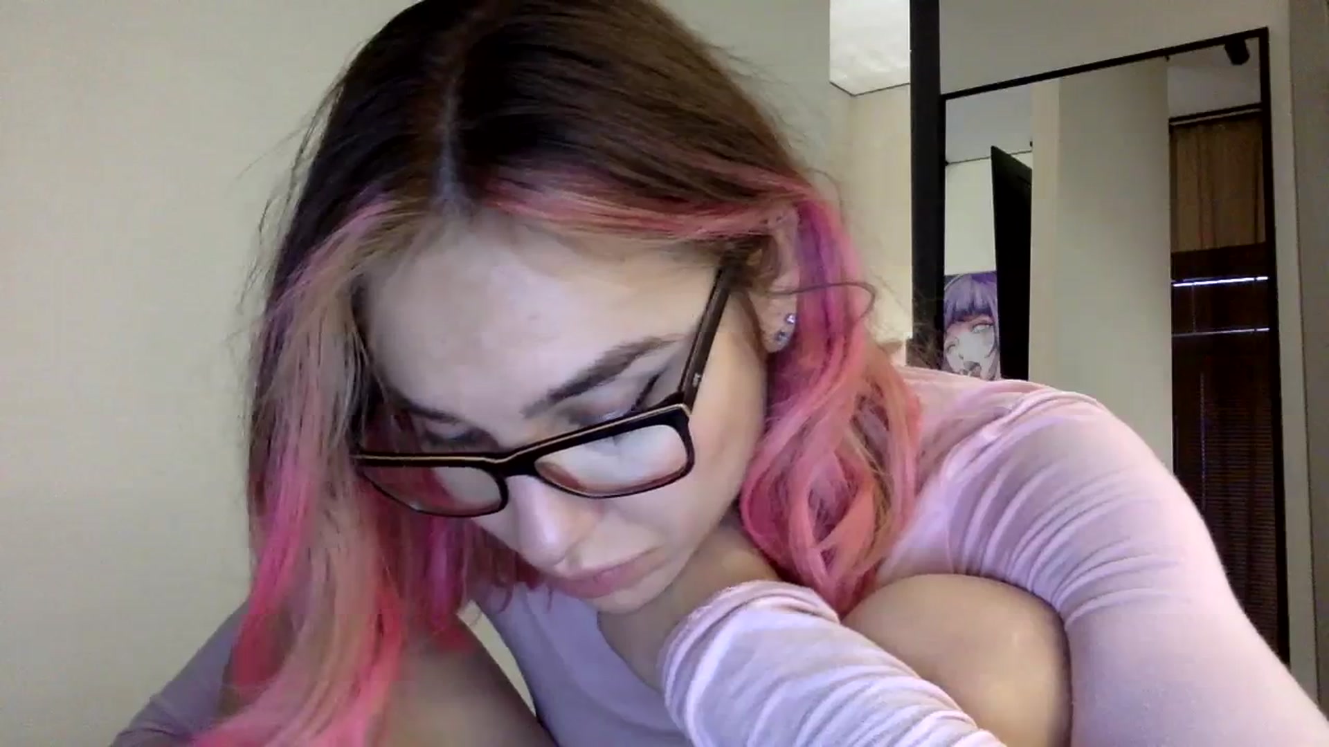 Gallery image thumbnail from EgoisticKitty's myfreecams stream on, 12/18/2023, 10:56 image 6 of 20