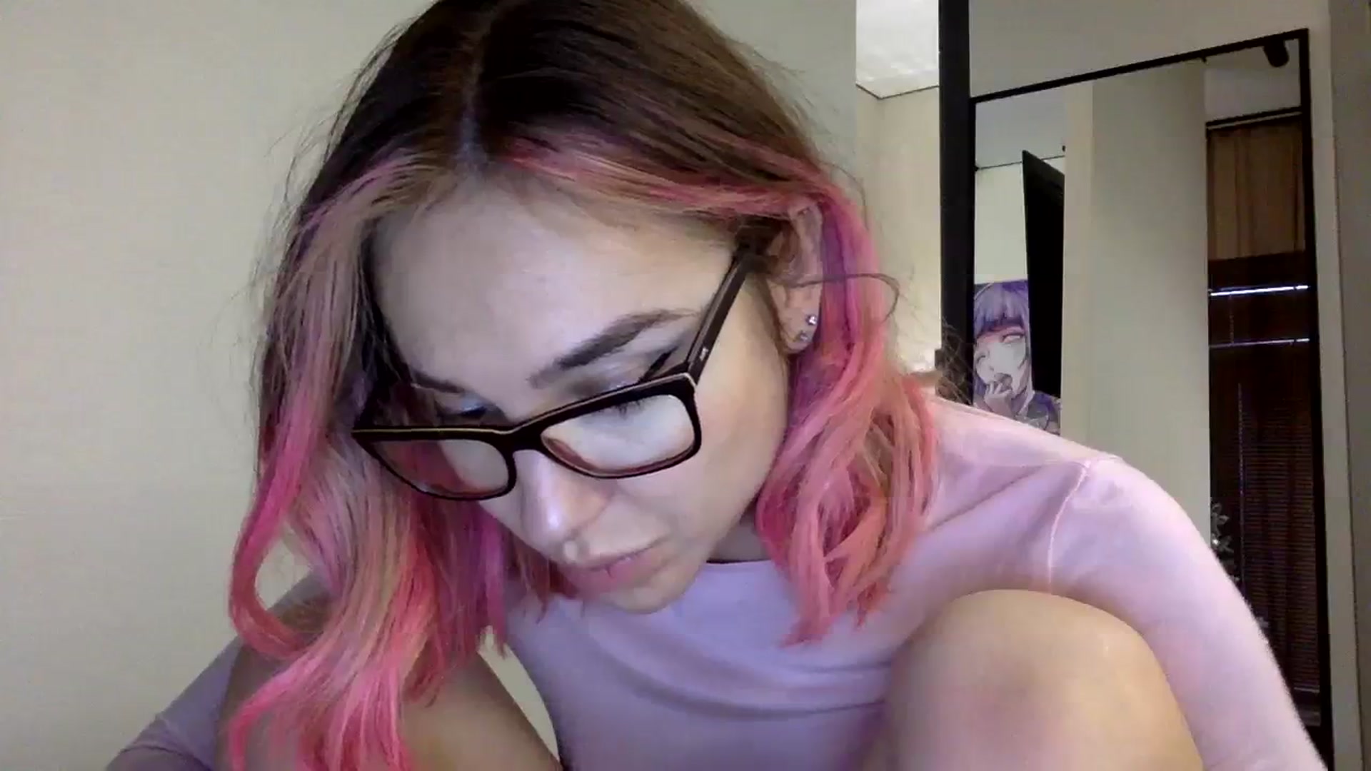 Gallery image thumbnail from EgoisticKitty's myfreecams stream on, 12/18/2023, 10:56 image 7 of 20