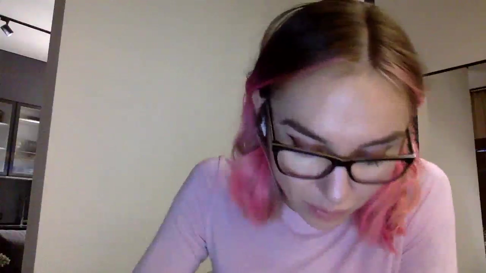 Gallery image thumbnail from EgoisticKitty's myfreecams stream on, 12/18/2023, 12:40 image 7 of 20