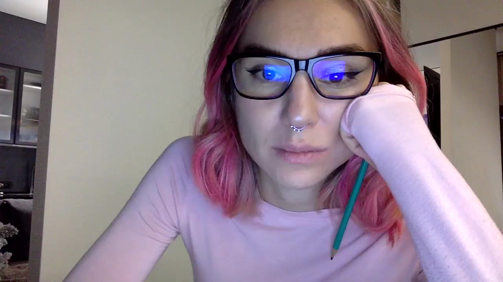 Gallery image thumbnail from EgoisticKitty's myfreecams stream on, 12/18/2023, 12:40 image 12 of 20