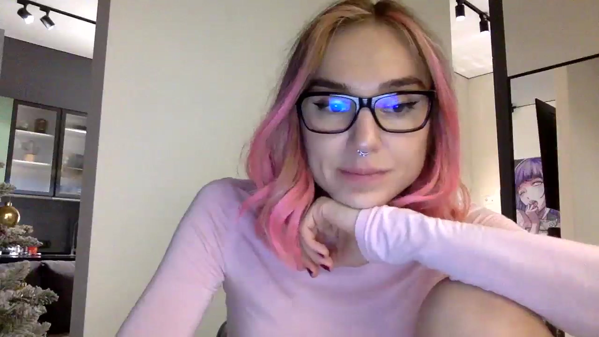 Gallery image thumbnail from EgoisticKitty's myfreecams stream on, 12/18/2023, 12:40 image 3 of 20
