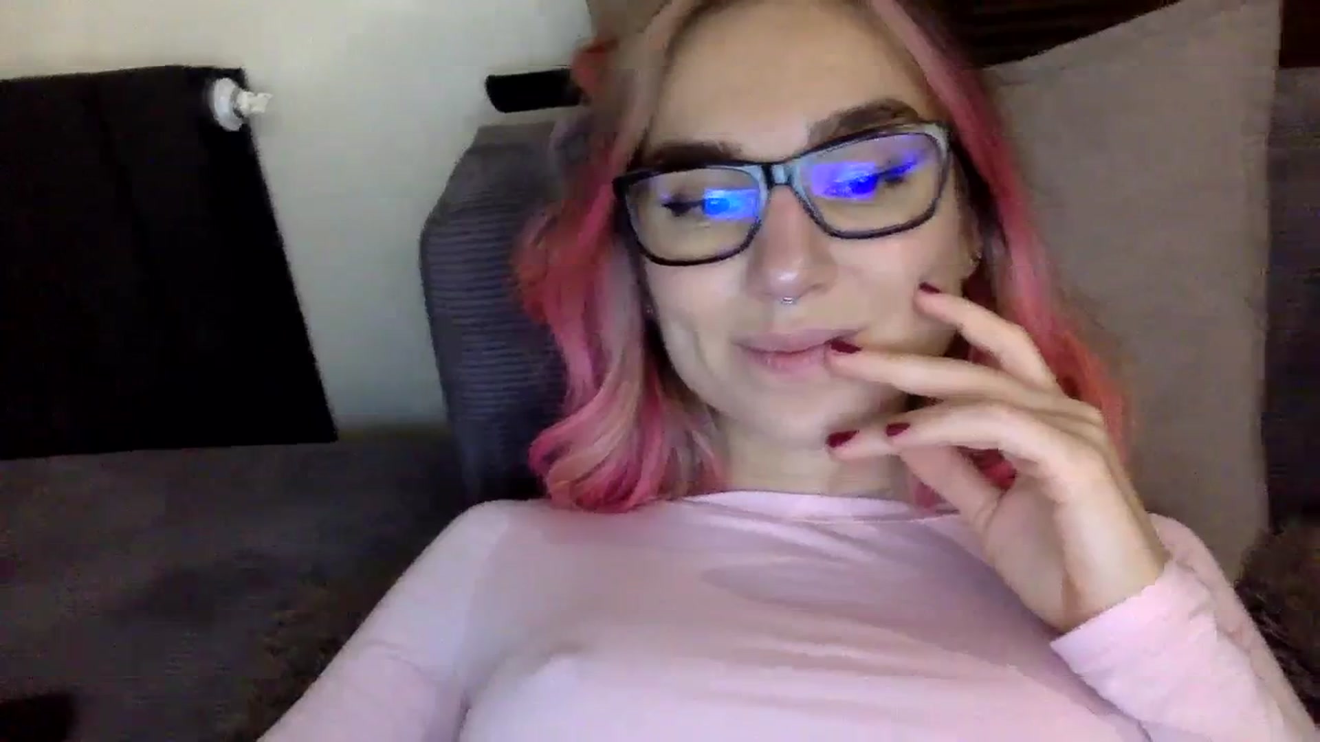 Gallery image thumbnail from EgoisticKitty's myfreecams stream on, 12/18/2023, 15:27 image 10 of 20