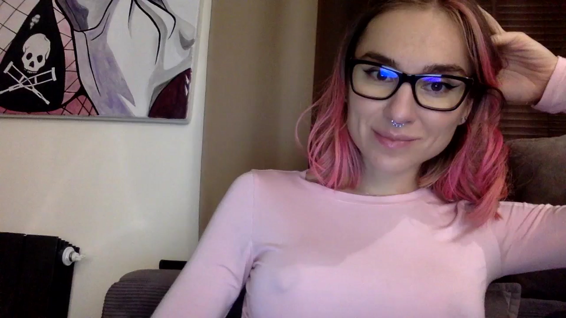 Gallery image thumbnail from EgoisticKitty's myfreecams stream on, 12/18/2023, 18:02 image 1 of 20