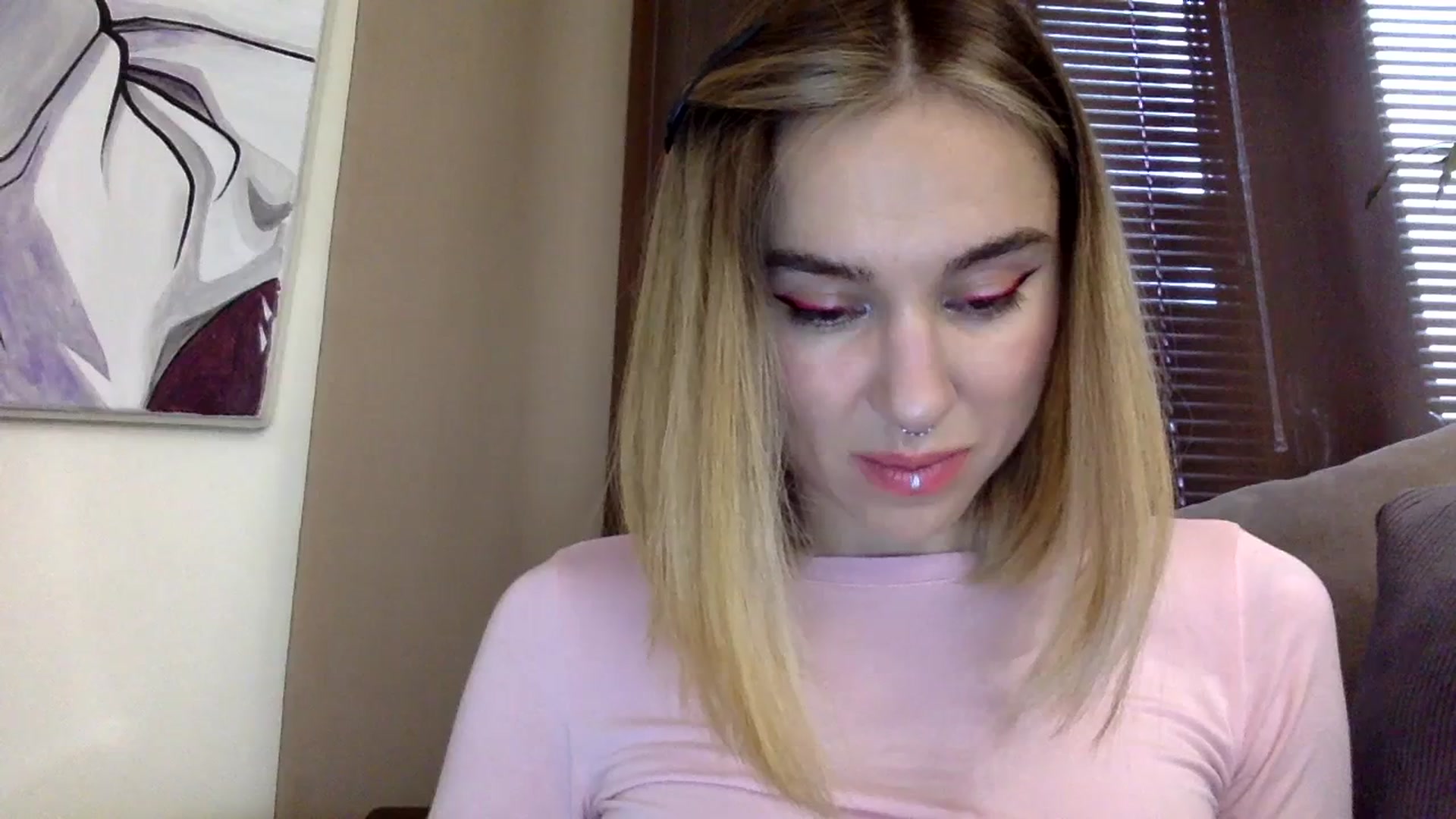 Gallery image thumbnail from EgoisticKitty's myfreecams stream on, 12/19/2023, 10:15 image 6 of 20