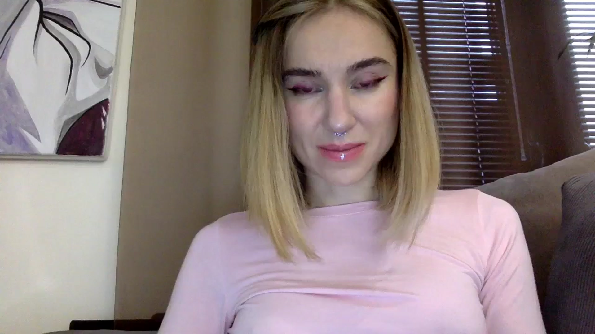 Gallery image thumbnail from EgoisticKitty's myfreecams stream on, 12/19/2023, 10:15 image 4 of 20