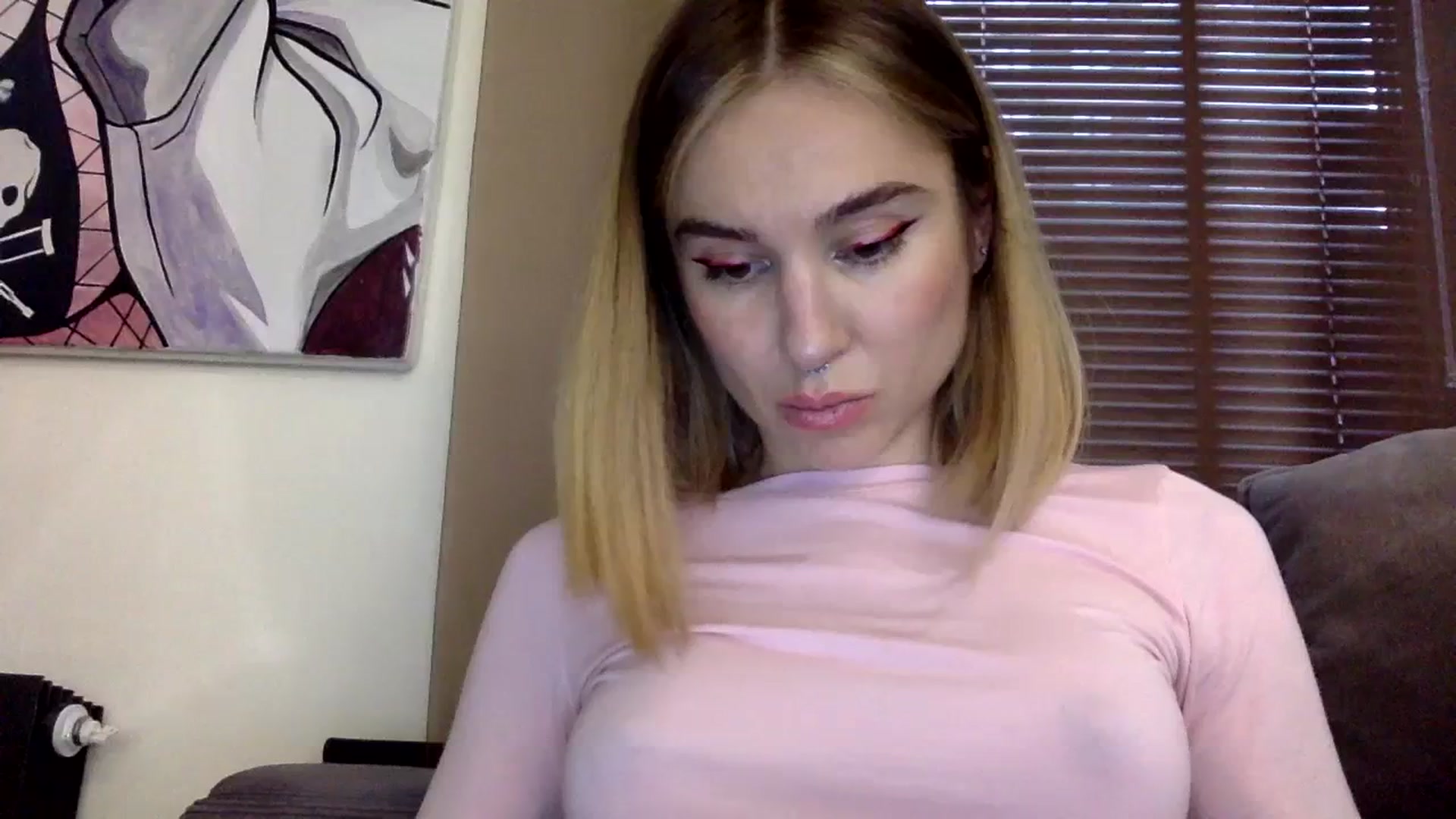 Gallery image thumbnail from EgoisticKitty's myfreecams stream on, 12/19/2023, 11:36 image 1 of 20