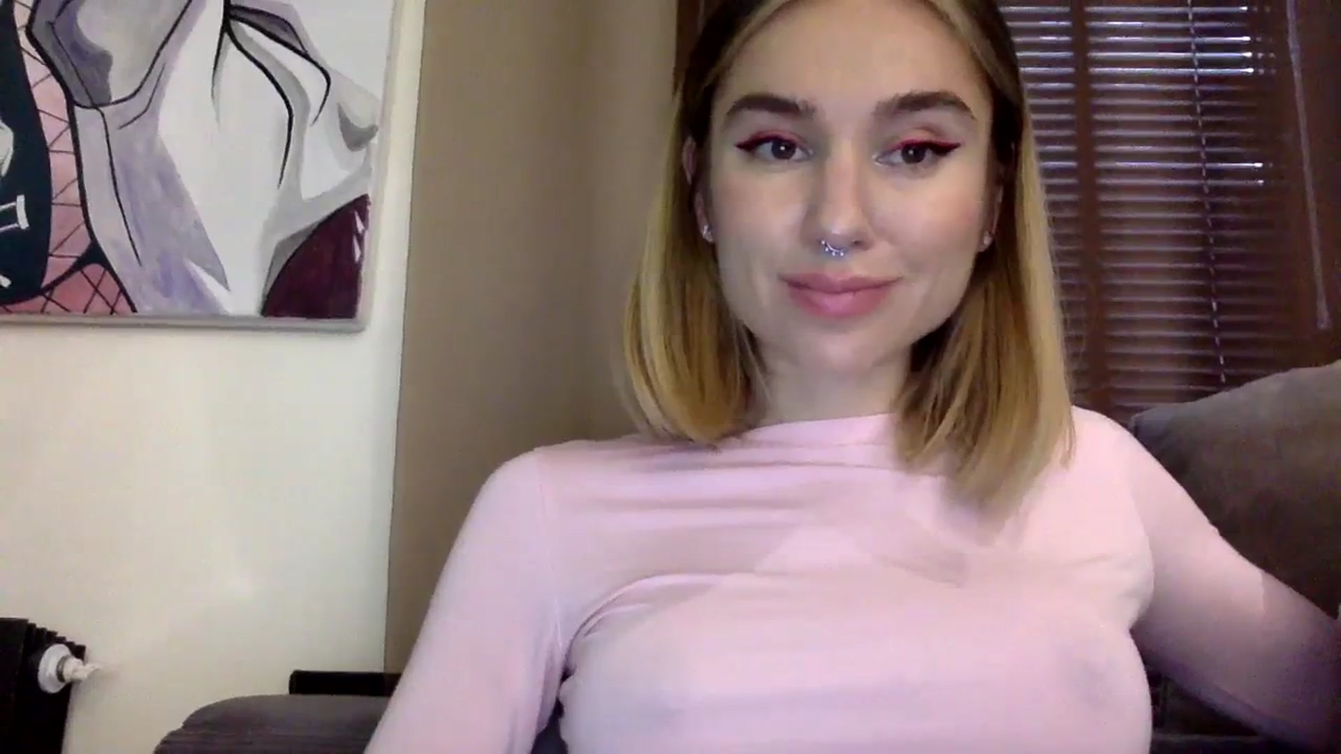 Gallery image thumbnail from EgoisticKitty's myfreecams stream on, 12/19/2023, 11:36 image 5 of 20