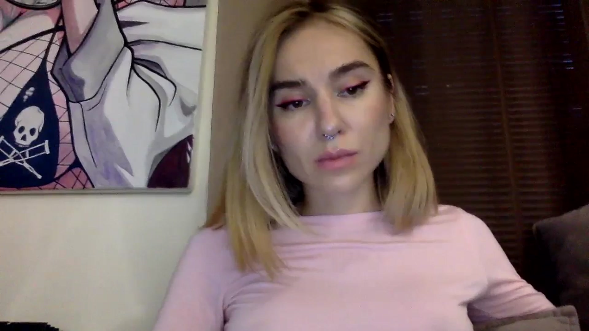 Gallery image thumbnail from EgoisticKitty's myfreecams stream on, 12/19/2023, 13:12 image 19 of 20