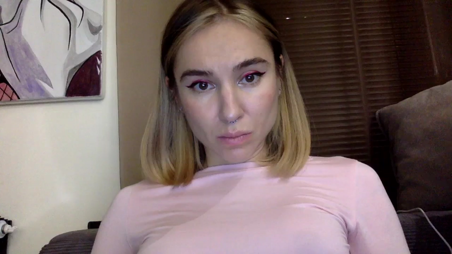 Gallery image thumbnail from EgoisticKitty's myfreecams stream on, 12/19/2023, 15:38 image 9 of 20