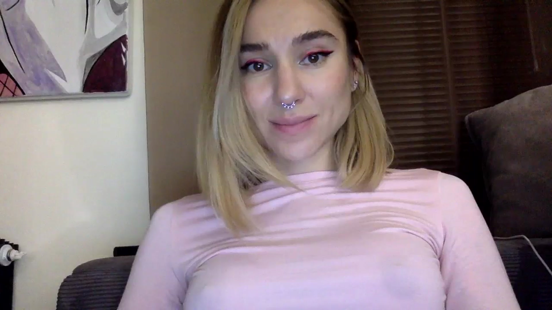 Gallery image thumbnail from EgoisticKitty's myfreecams stream on, 12/19/2023, 15:38 image 18 of 20