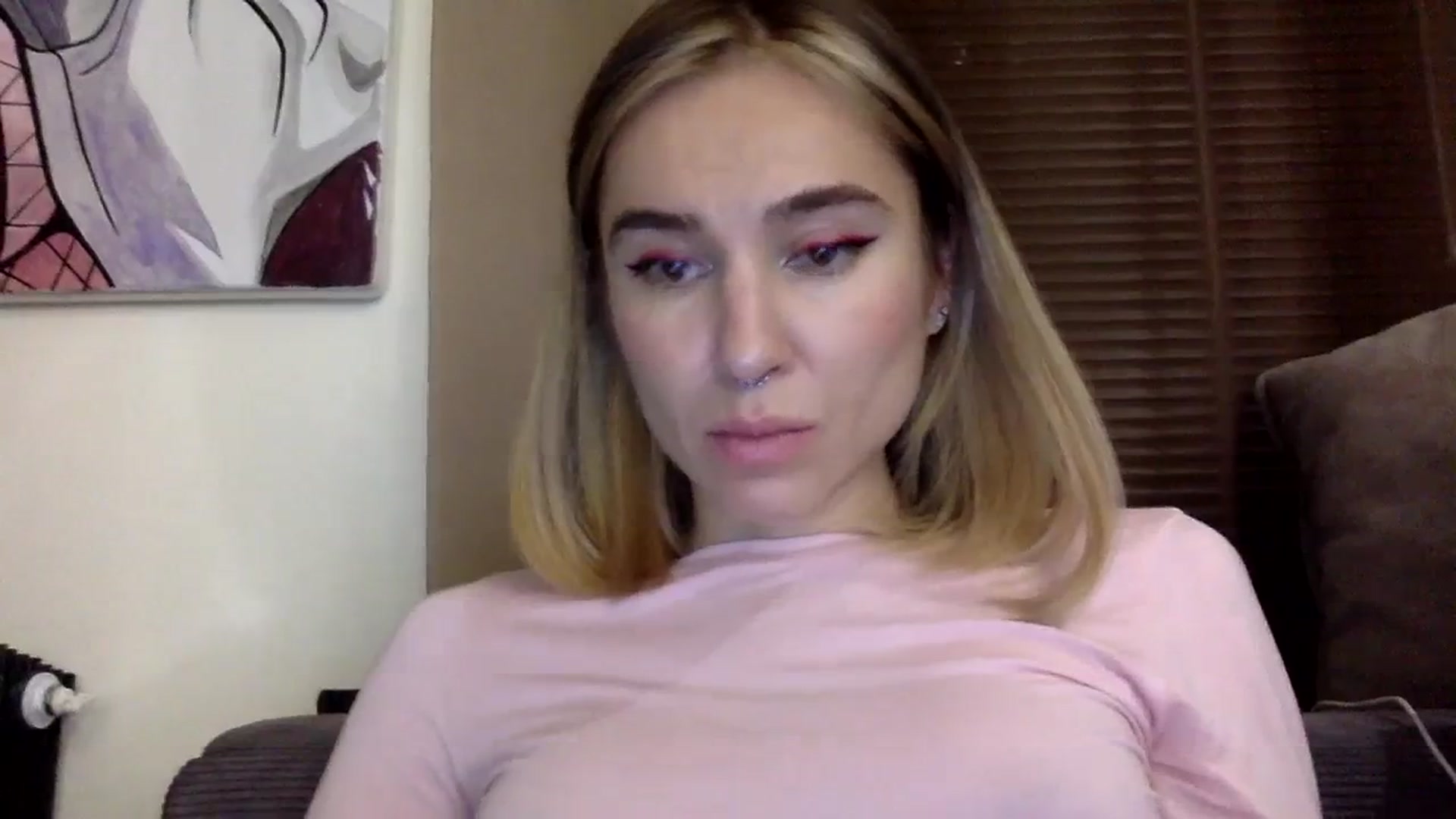 Gallery image thumbnail from EgoisticKitty's myfreecams stream on, 12/19/2023, 15:38 image 11 of 20