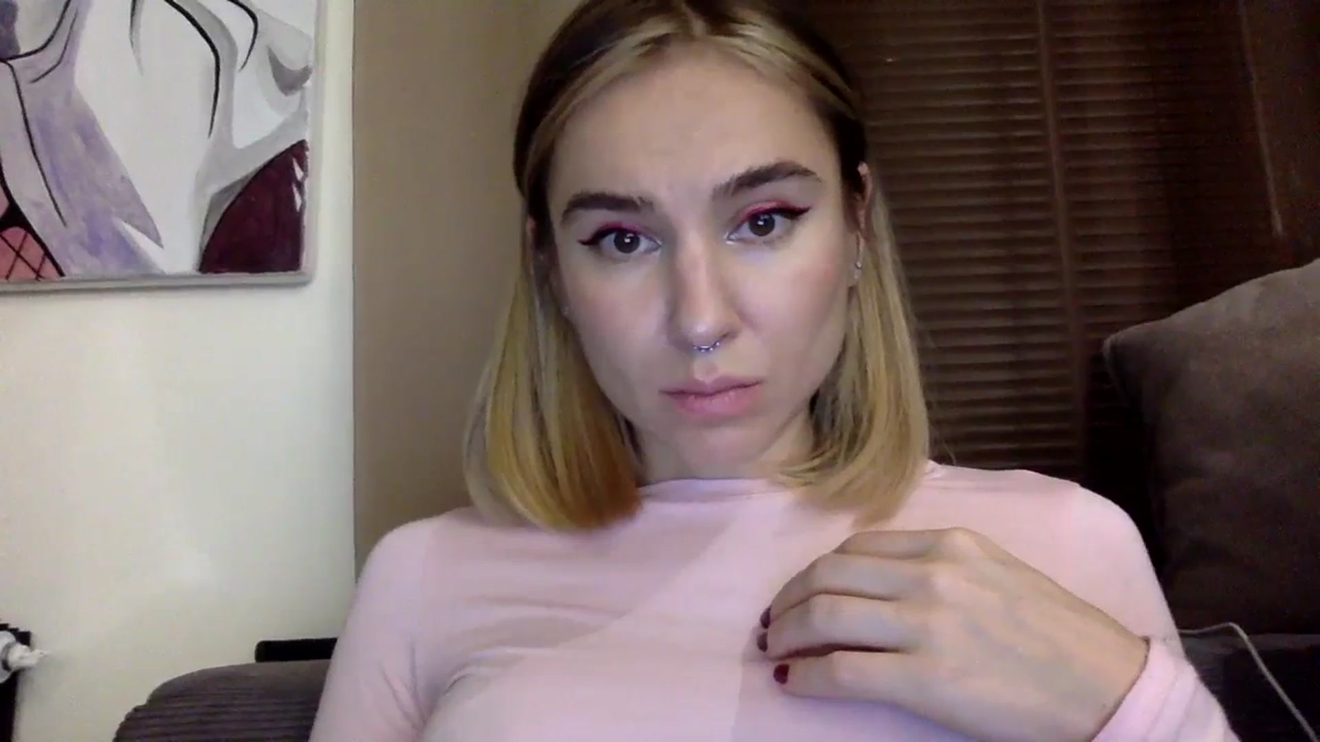 Gallery image thumbnail from EgoisticKitty's myfreecams stream on, 12/19/2023, 15:38 image 6 of 20