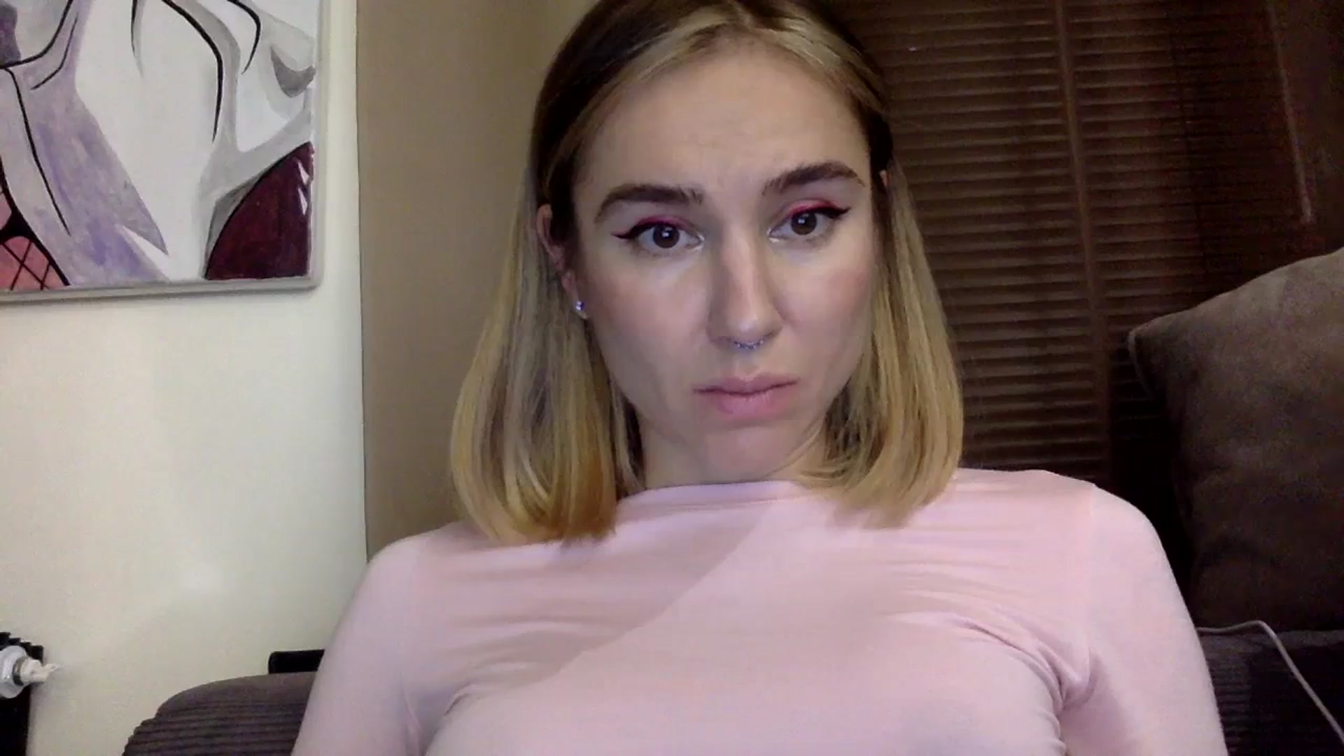 Gallery image thumbnail from EgoisticKitty's myfreecams stream on, 12/19/2023, 15:38 image 10 of 20