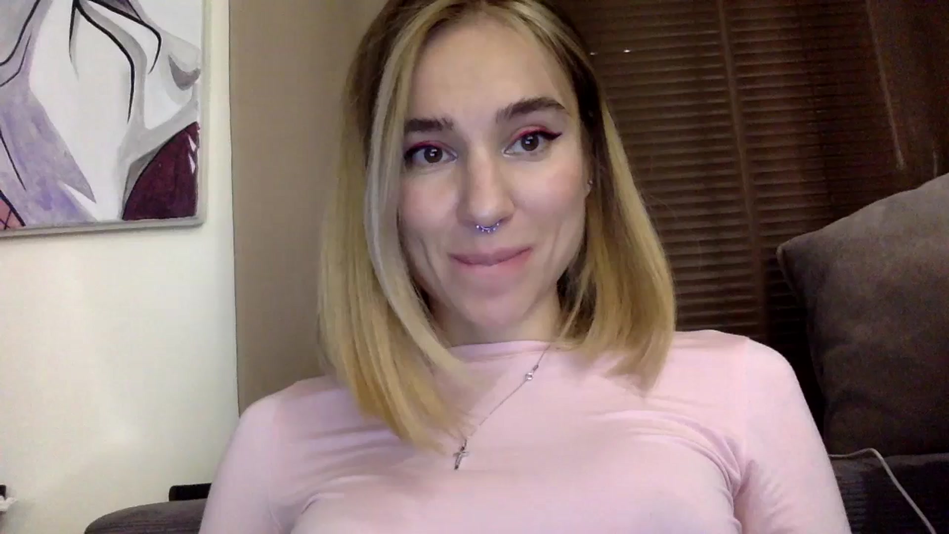 Gallery image thumbnail from EgoisticKitty's myfreecams stream on, 12/19/2023, 15:38 image 1 of 20