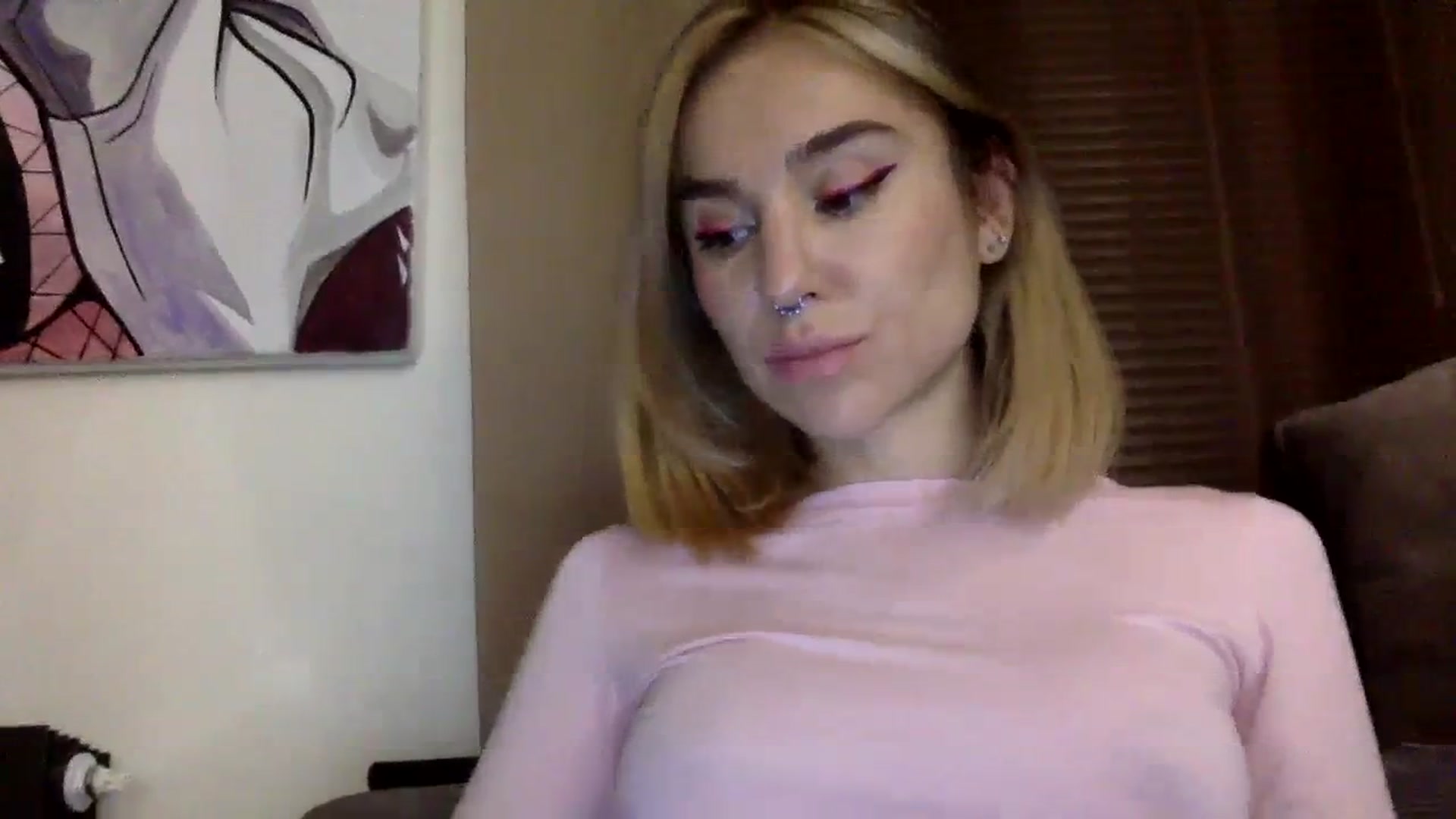 Gallery image thumbnail from EgoisticKitty's myfreecams stream on, 12/19/2023, 17:07 image 16 of 20