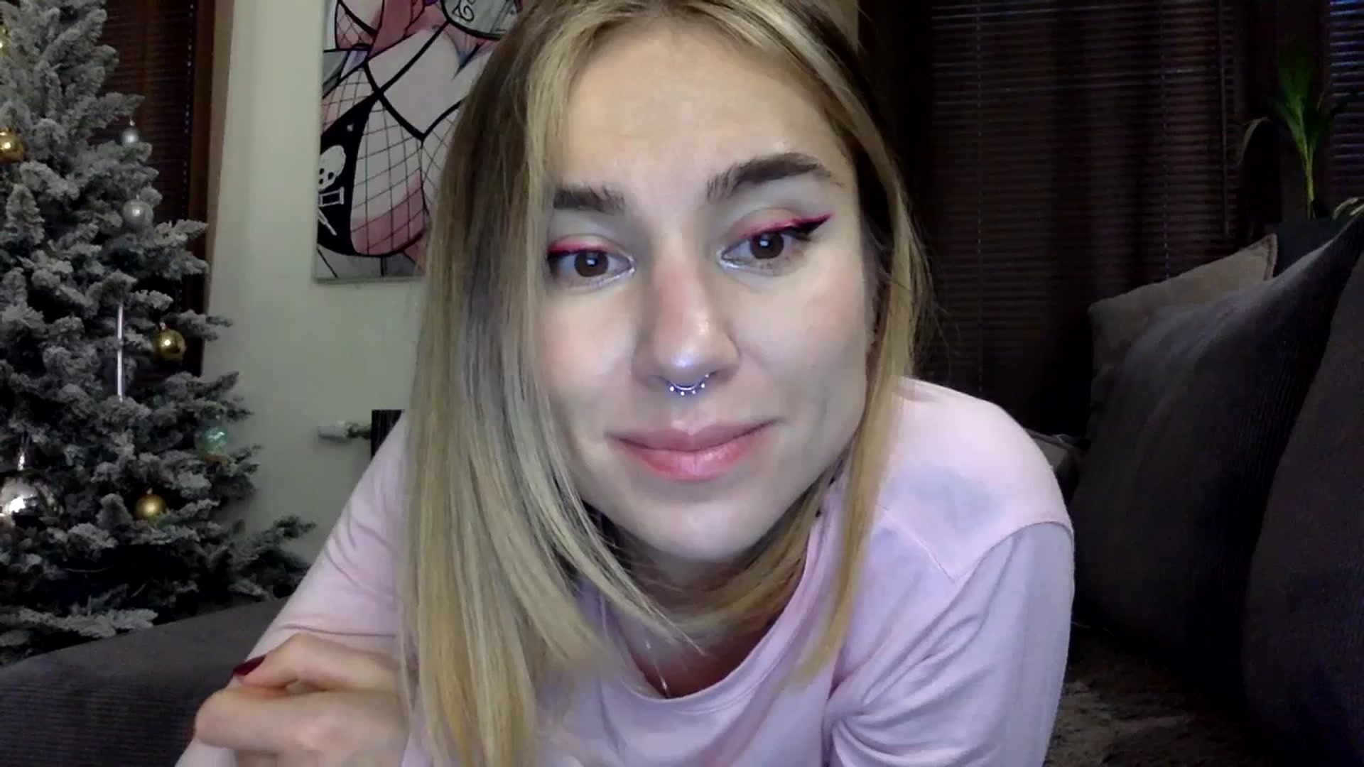 Gallery image thumbnail from EgoisticKitty's myfreecams stream on, 12/20/2023, 13:07 image 14 of 20