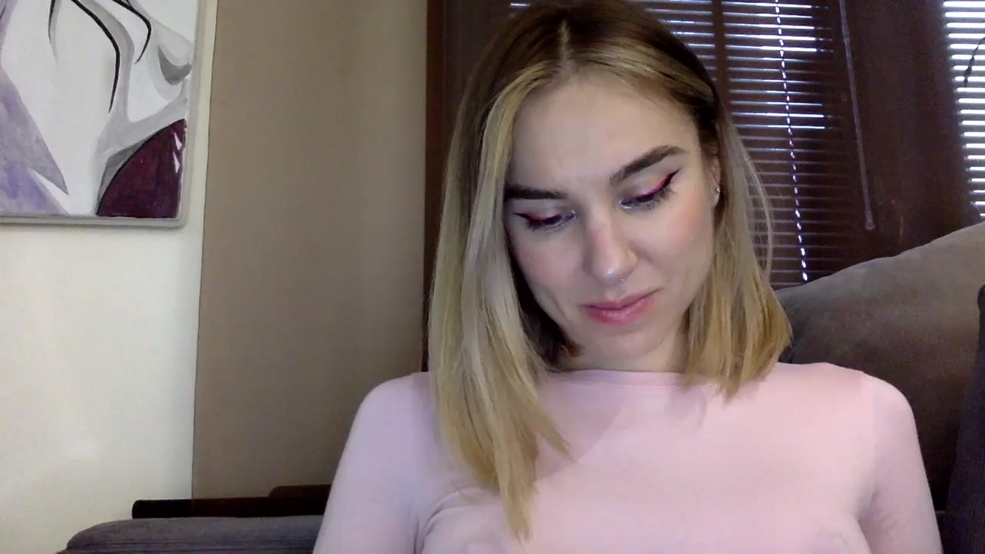 Gallery image thumbnail from EgoisticKitty's myfreecams stream on, 12/20/2023, 13:07 image 8 of 20
