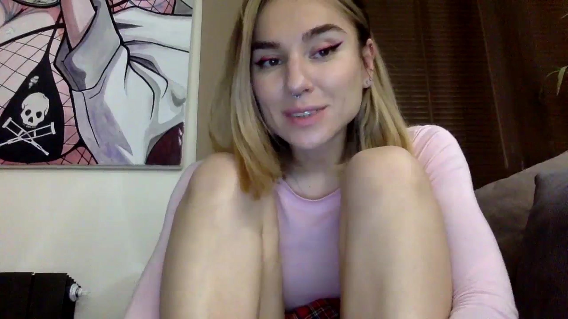 Gallery image thumbnail from EgoisticKitty's myfreecams stream on, 12/20/2023, 17:56 image 12 of 20