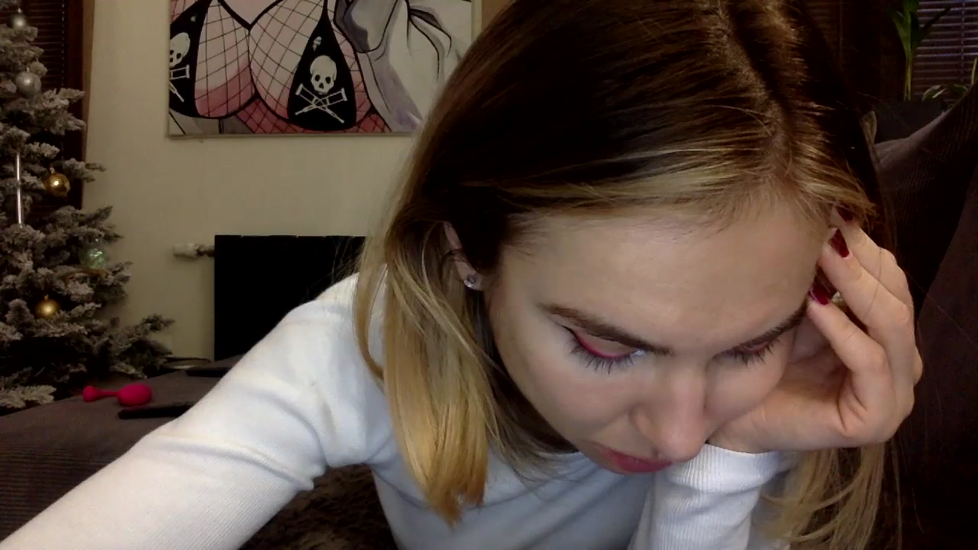 Gallery image thumbnail from EgoisticKitty's myfreecams stream on, 12/21/2023, 12:21 image 18 of 20