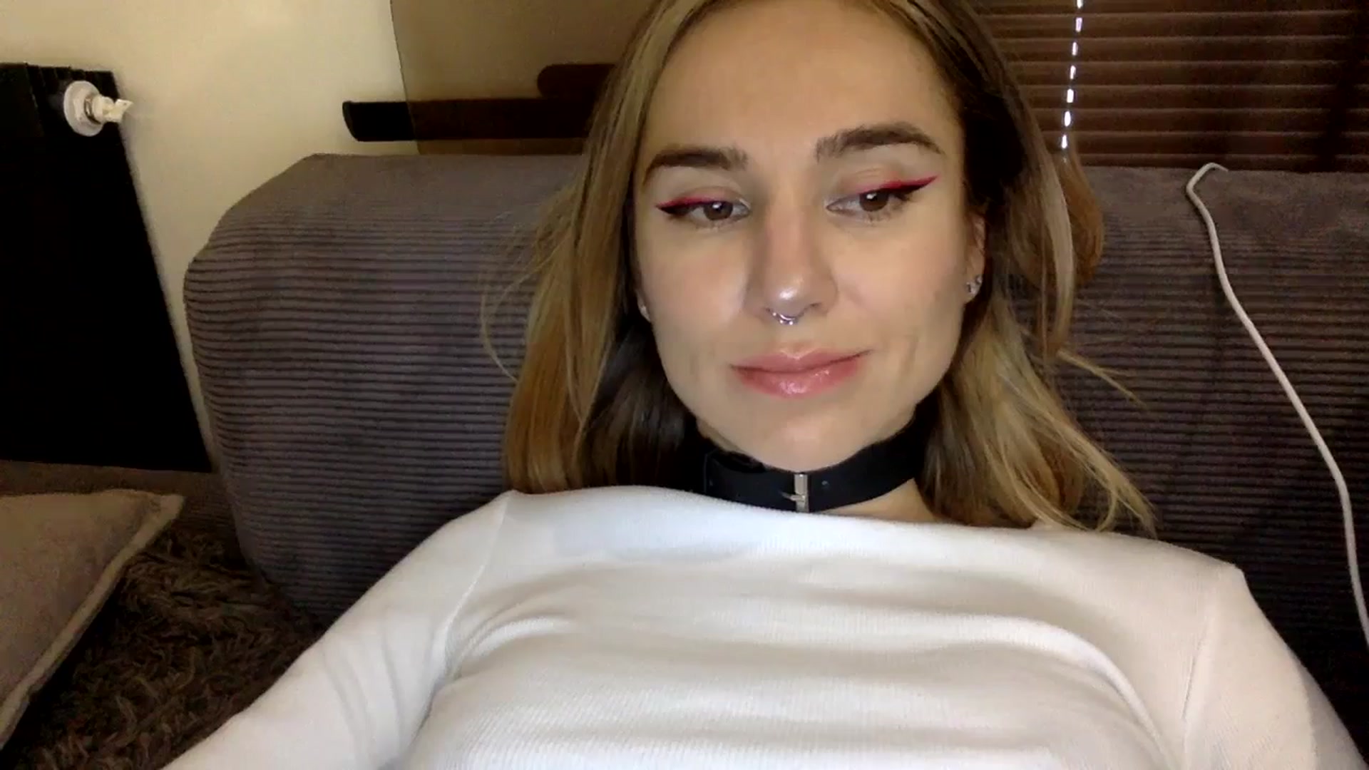 Gallery image thumbnail from EgoisticKitty's myfreecams stream on, 12/21/2023, 12:21 image 4 of 20