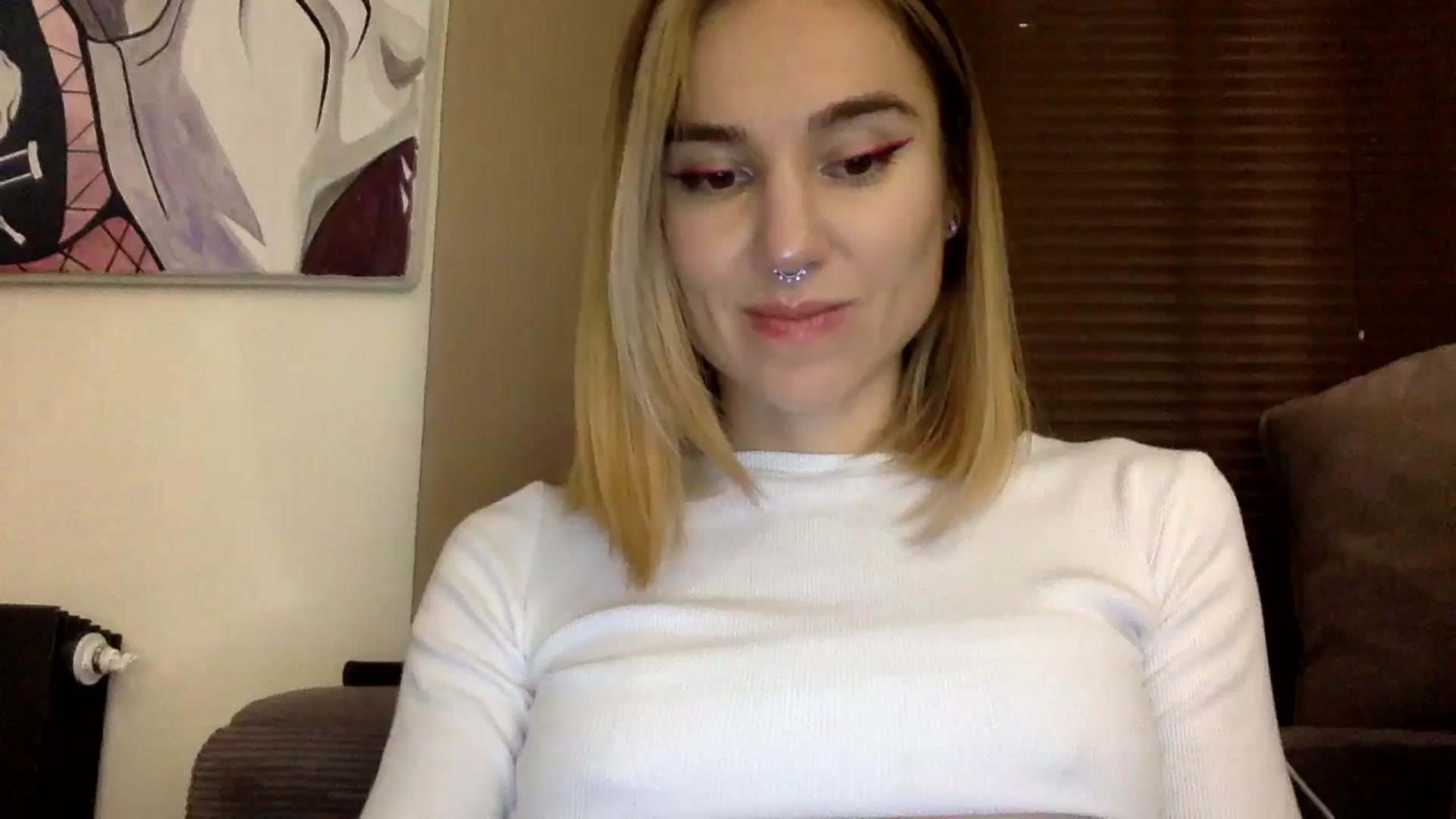 Gallery image thumbnail from EgoisticKitty's myfreecams stream on, 12/21/2023, 15:00 image 4 of 20