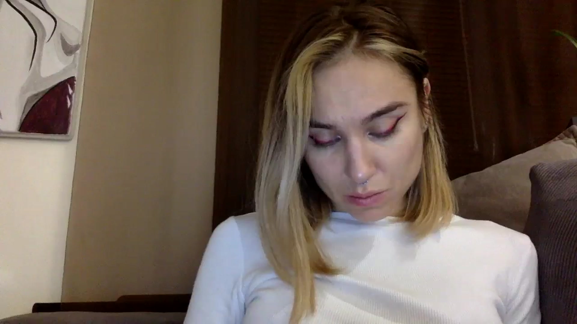 Gallery image thumbnail from EgoisticKitty's myfreecams stream on, 12/21/2023, 17:02 image 2 of 20
