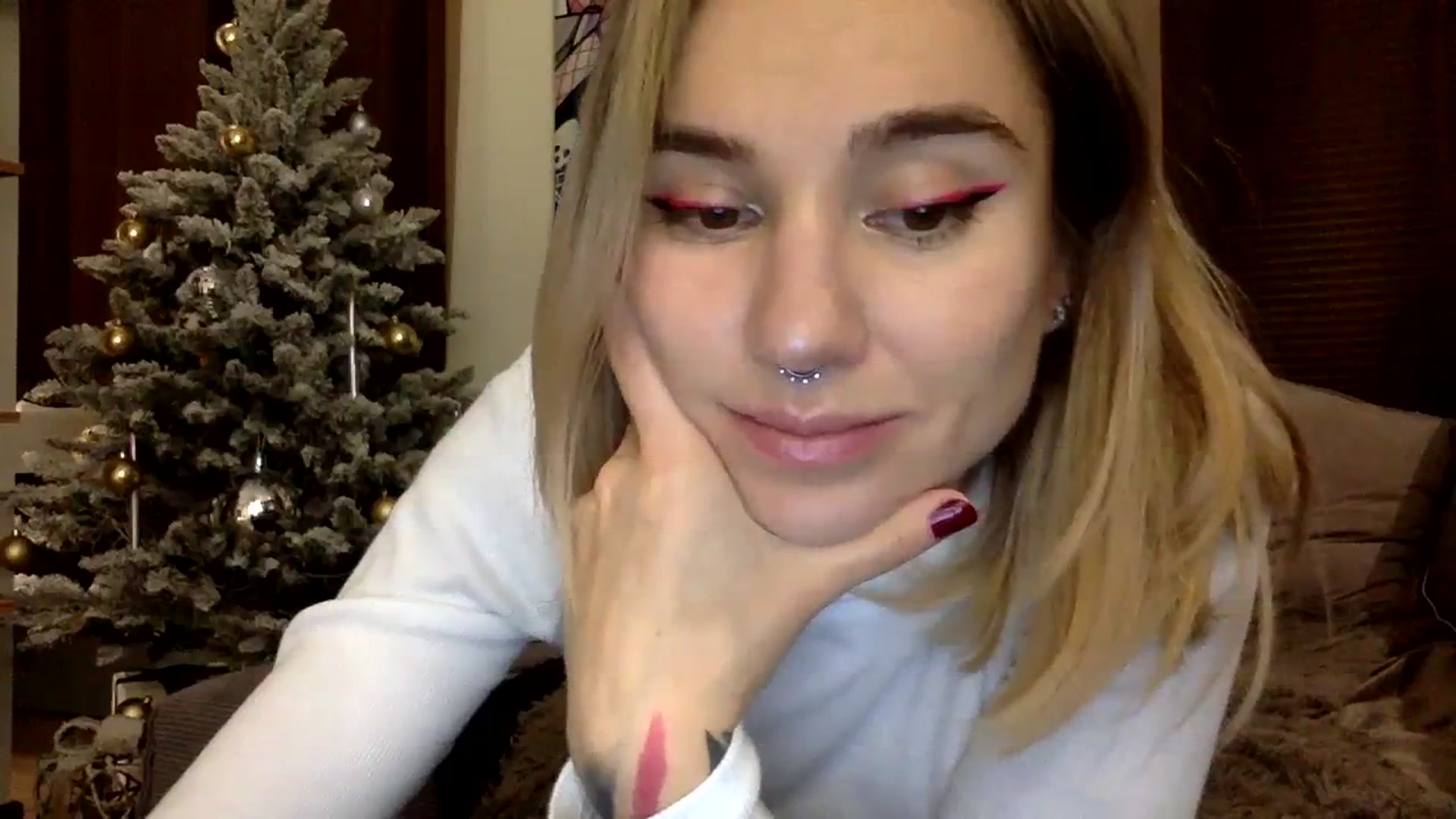 Gallery image thumbnail from EgoisticKitty's myfreecams stream on, 12/21/2023, 17:02 image 20 of 20