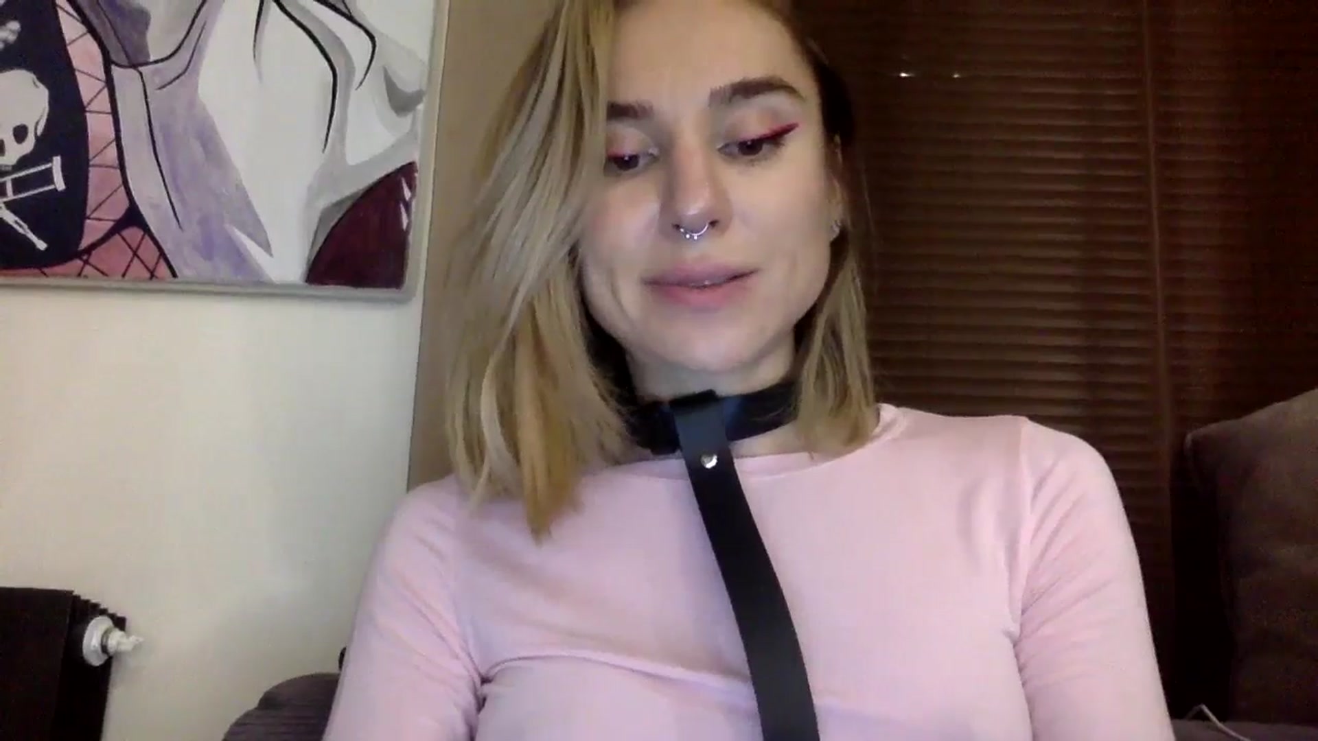 Gallery image thumbnail from EgoisticKitty's myfreecams stream on, 12/21/2023, 20:45 image 11 of 20
