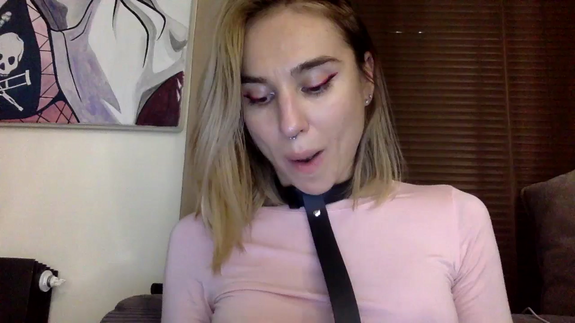 Gallery image thumbnail from EgoisticKitty's myfreecams stream on, 12/21/2023, 20:45 image 12 of 20