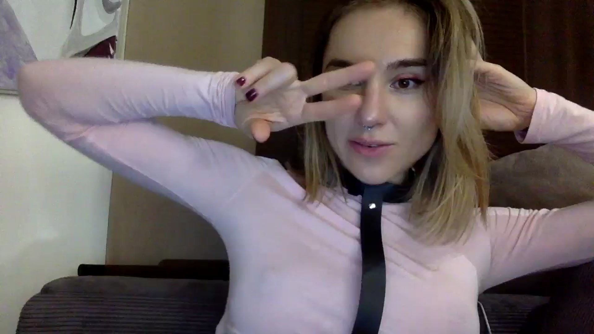 Gallery image thumbnail from EgoisticKitty's myfreecams stream on, 12/21/2023, 20:45 image 14 of 20