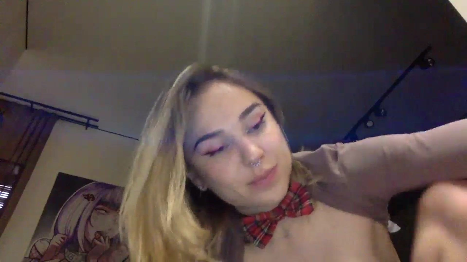 Gallery image thumbnail from EgoisticKitty's myfreecams stream on, 12/22/2023, 08:33 image 4 of 20