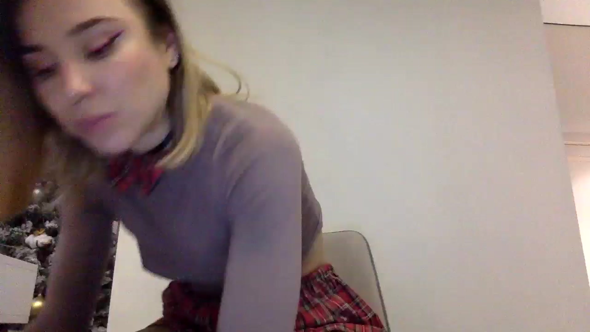 Gallery image thumbnail from EgoisticKitty's myfreecams stream on, 12/22/2023, 09:51 image 13 of 20