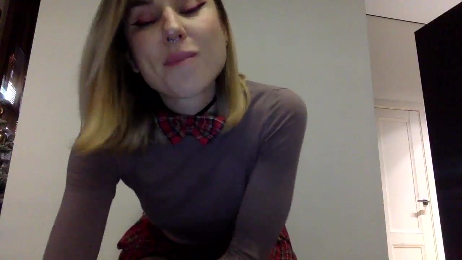 Gallery image thumbnail from EgoisticKitty's myfreecams stream on, 12/22/2023, 09:51 image 2 of 20