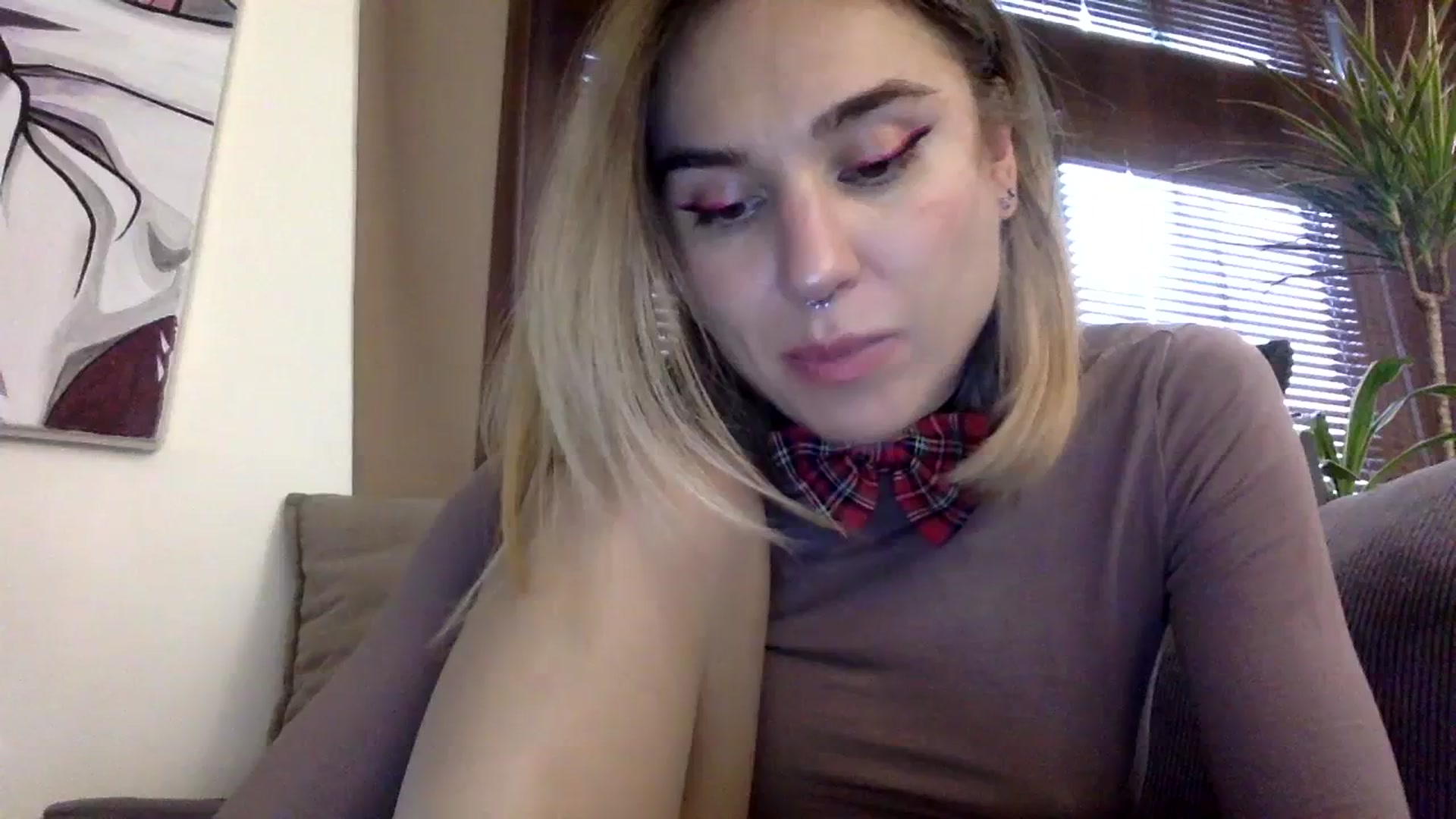 Gallery image thumbnail from EgoisticKitty's myfreecams stream on, 12/22/2023, 12:29 image 6 of 20