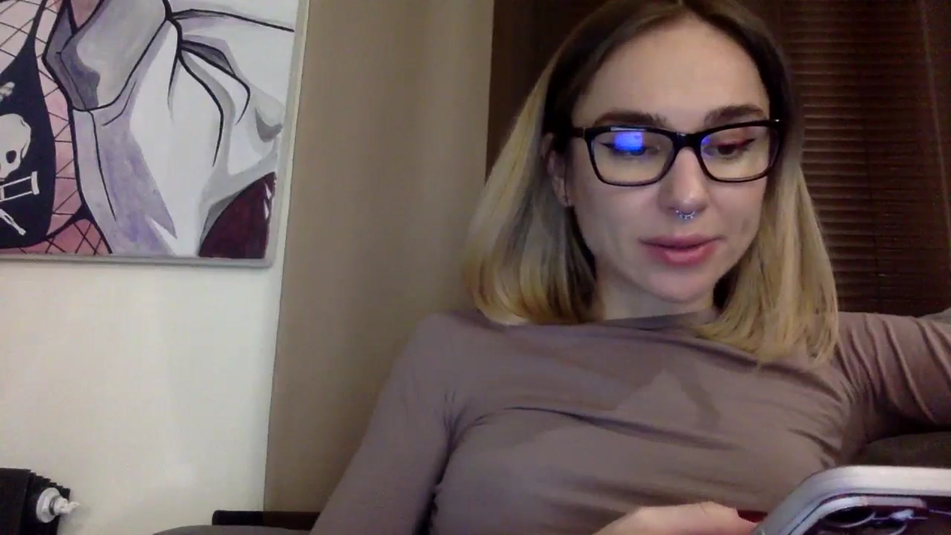 Gallery image thumbnail from EgoisticKitty's myfreecams stream on, 12/22/2023, 17:57 image 2 of 20