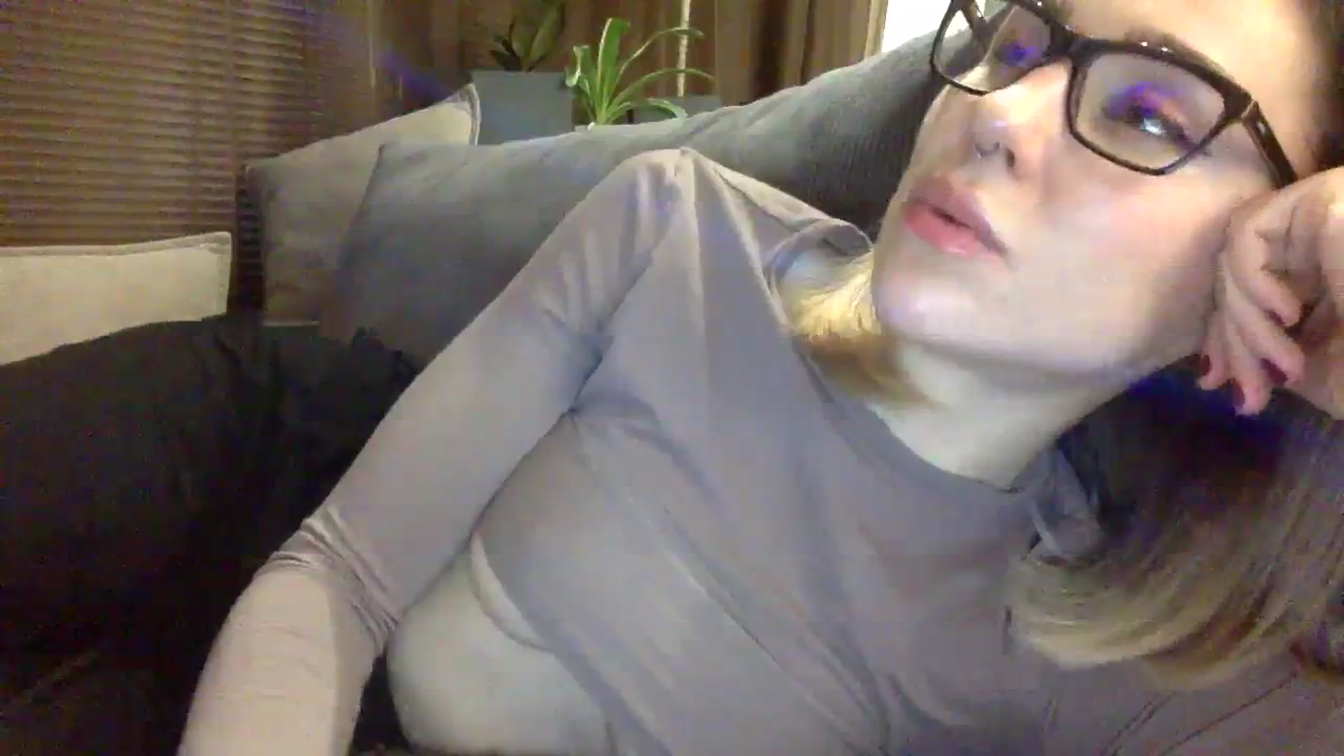 Gallery image thumbnail from EgoisticKitty's myfreecams stream on, 12/22/2023, 17:57 image 16 of 20