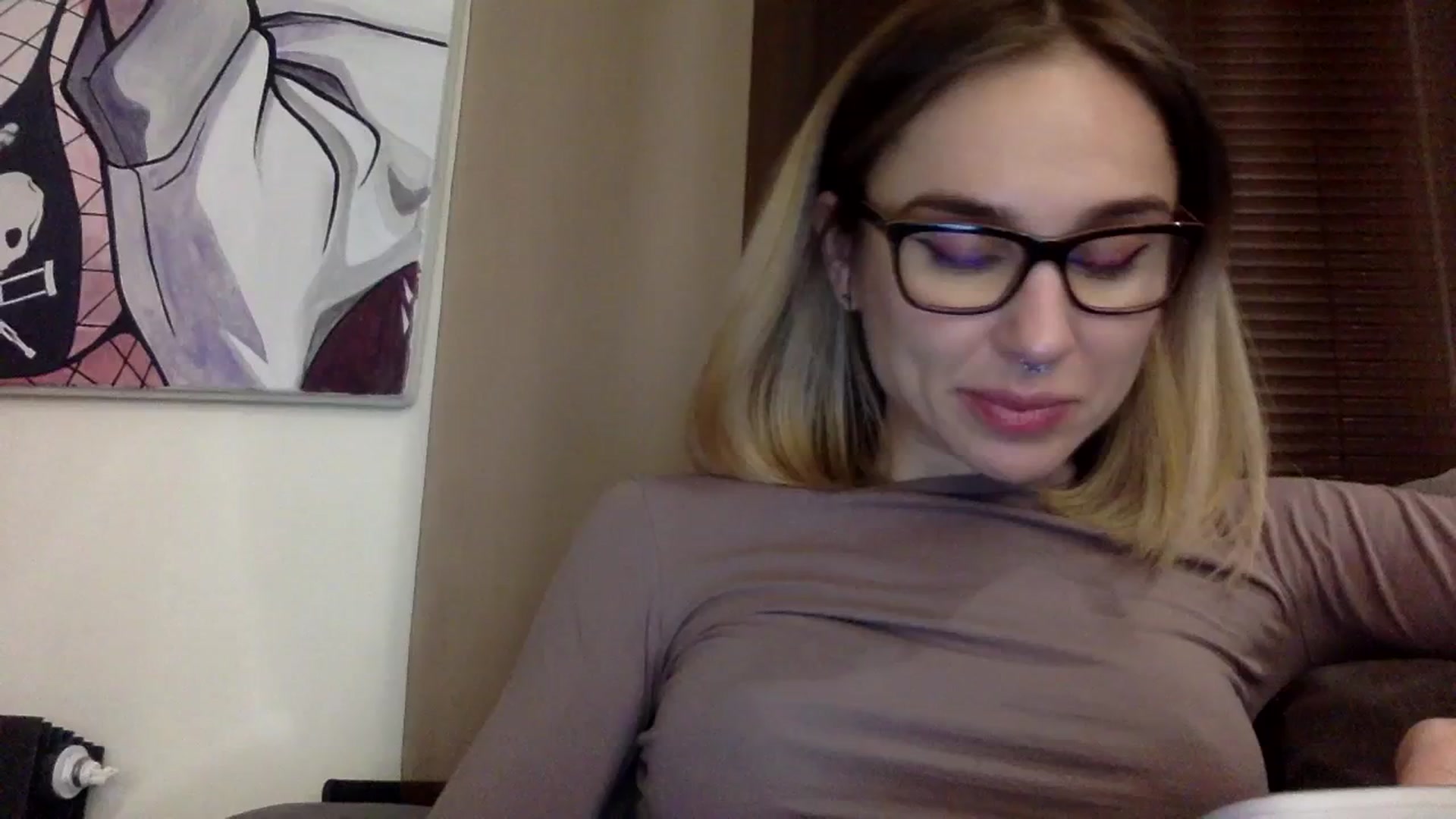 Gallery image thumbnail from EgoisticKitty's myfreecams stream on, 12/22/2023, 17:57 image 1 of 20