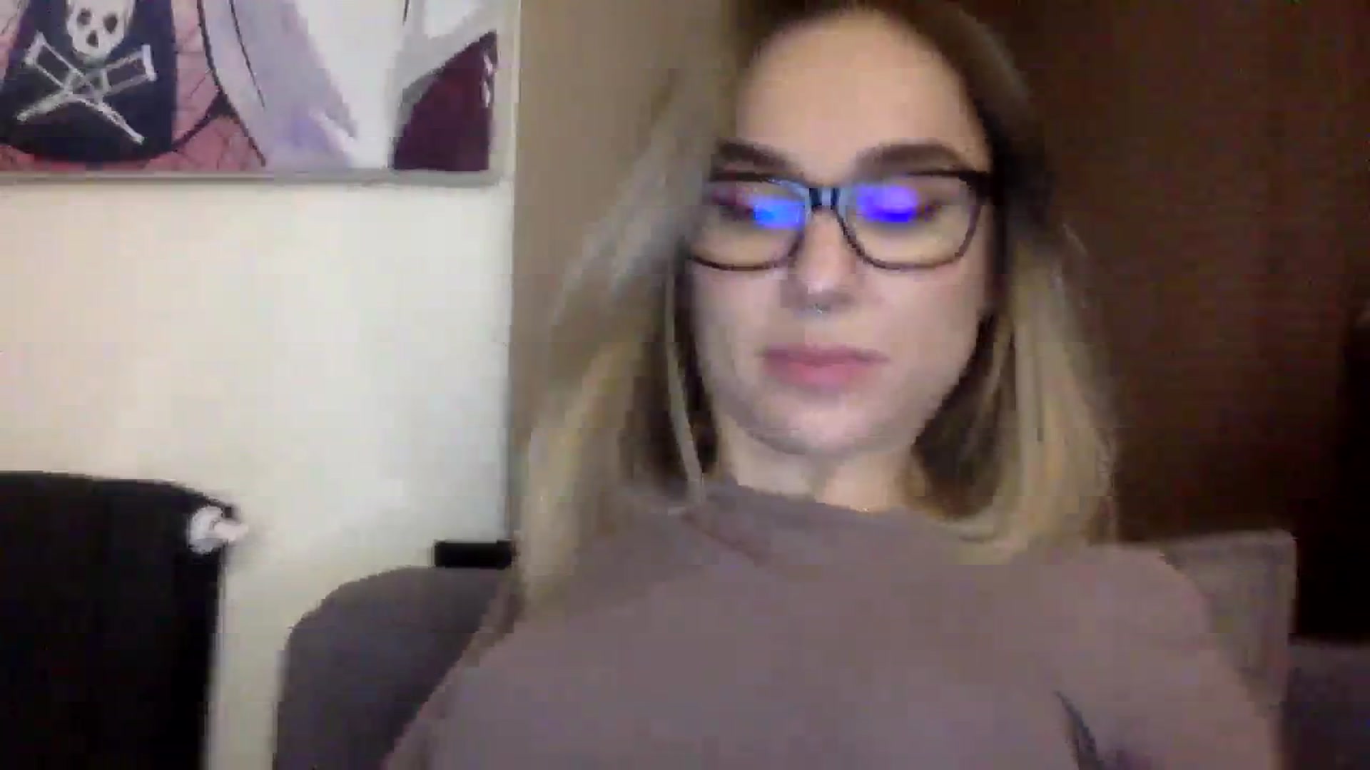 Gallery image thumbnail from EgoisticKitty's myfreecams stream on, 12/22/2023, 19:43 image 8 of 20
