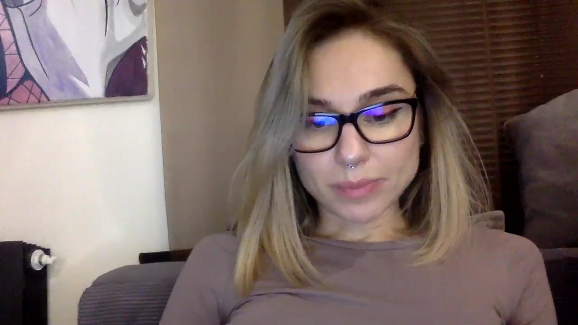 Gallery image thumbnail from EgoisticKitty's myfreecams stream on, 12/22/2023, 19:43 image 9 of 20