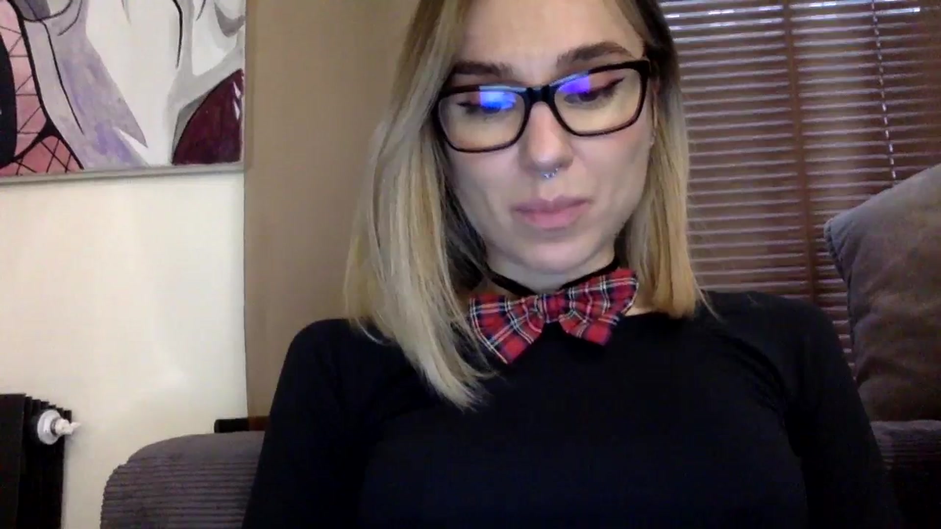 Gallery image thumbnail from EgoisticKitty's myfreecams stream on, 12/23/2023, 09:24 image 16 of 20