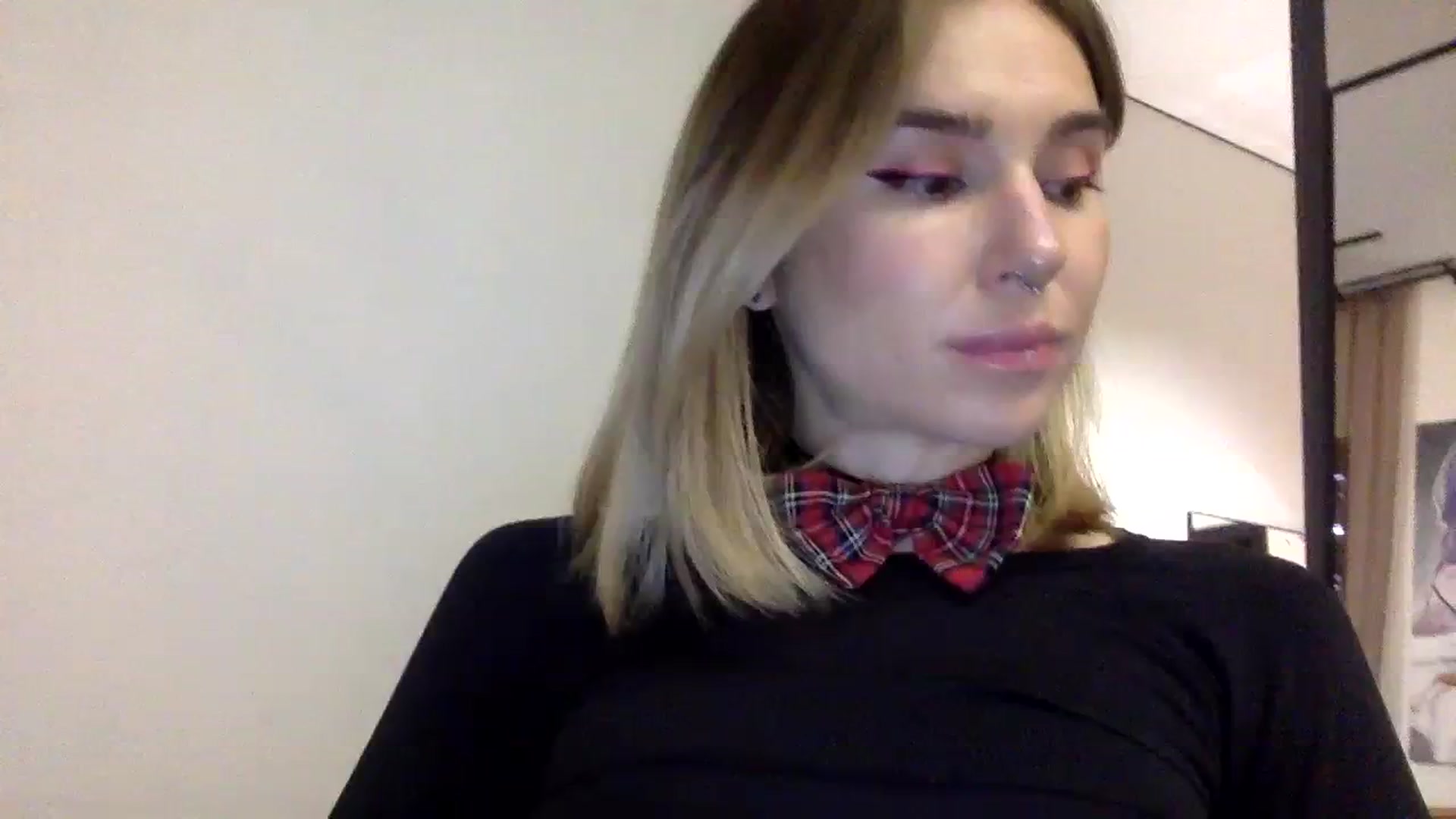 Gallery image thumbnail from EgoisticKitty's myfreecams stream on, 12/24/2023, 08:55 image 11 of 20